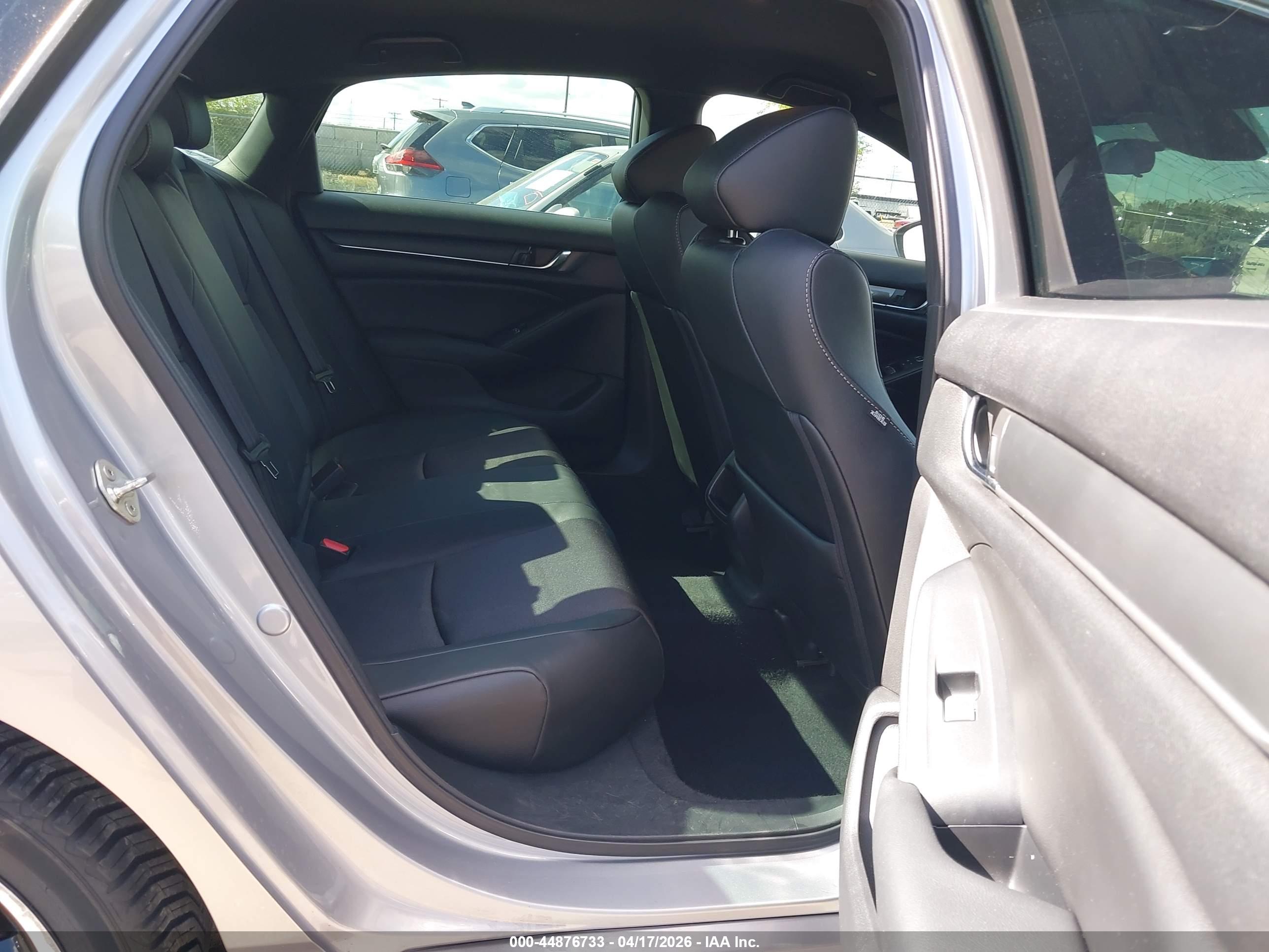 HONDA ACCORD image 8