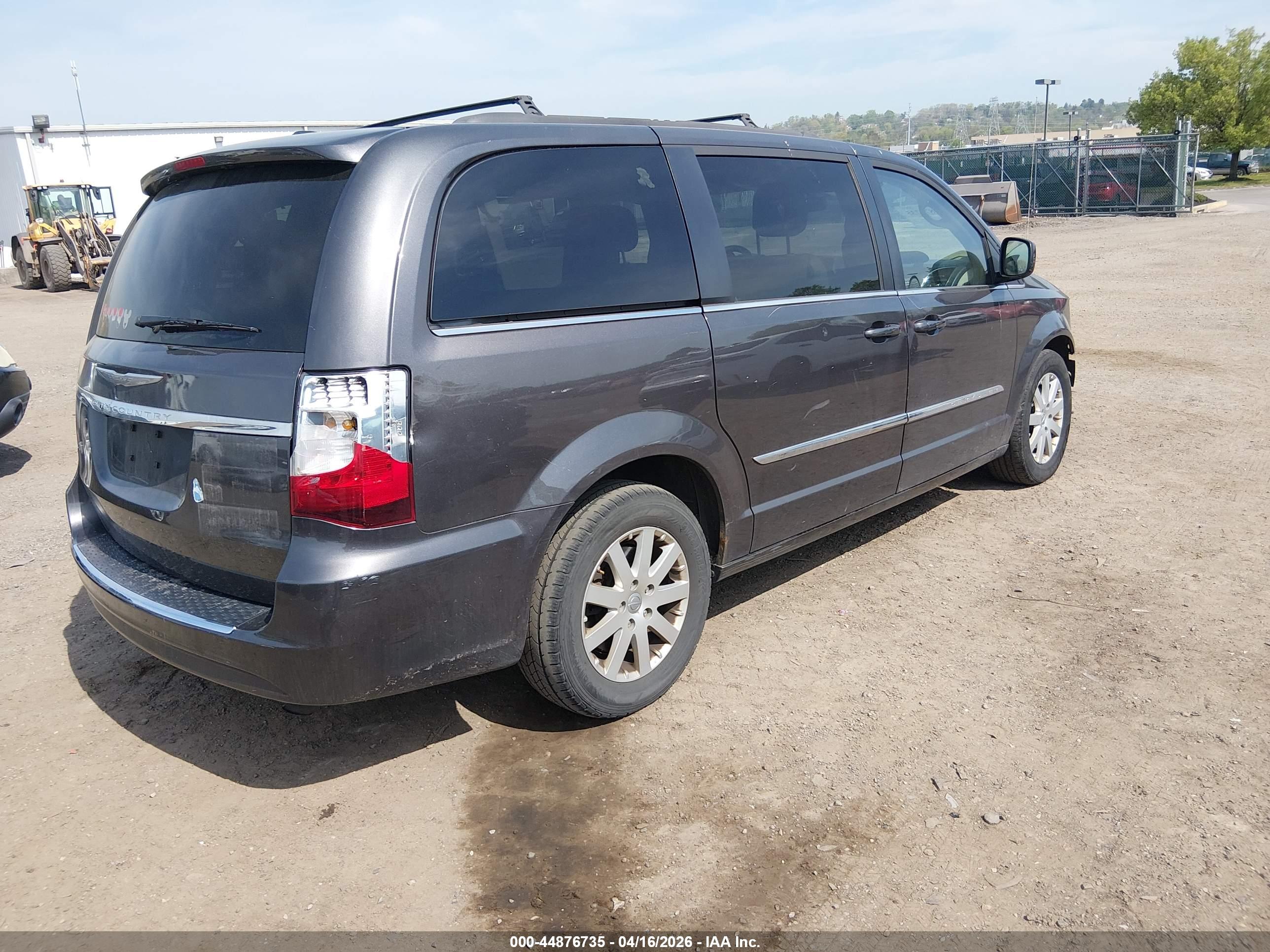 CHRYSLER TOWN image 4