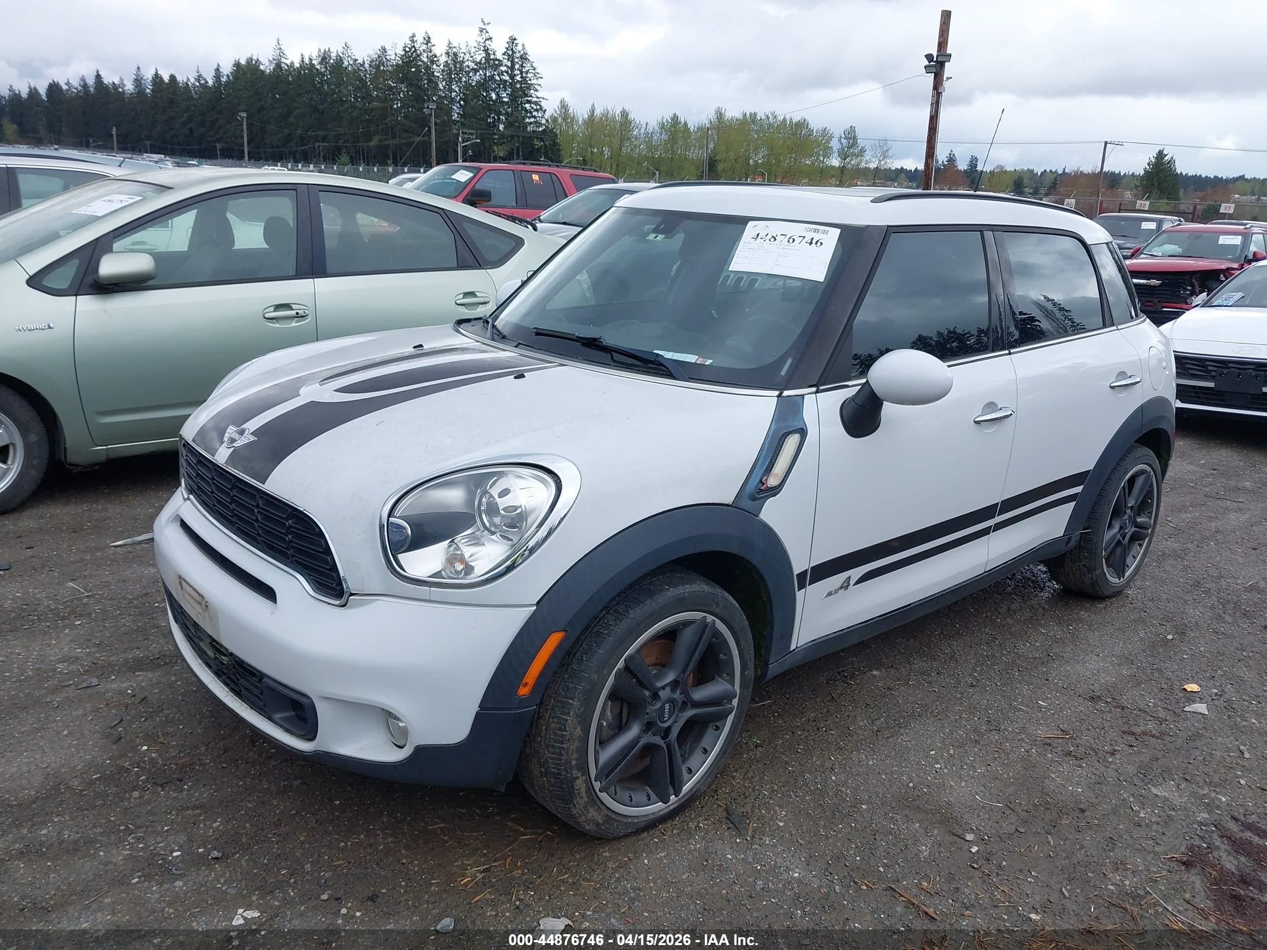 MINI COOPER image 2