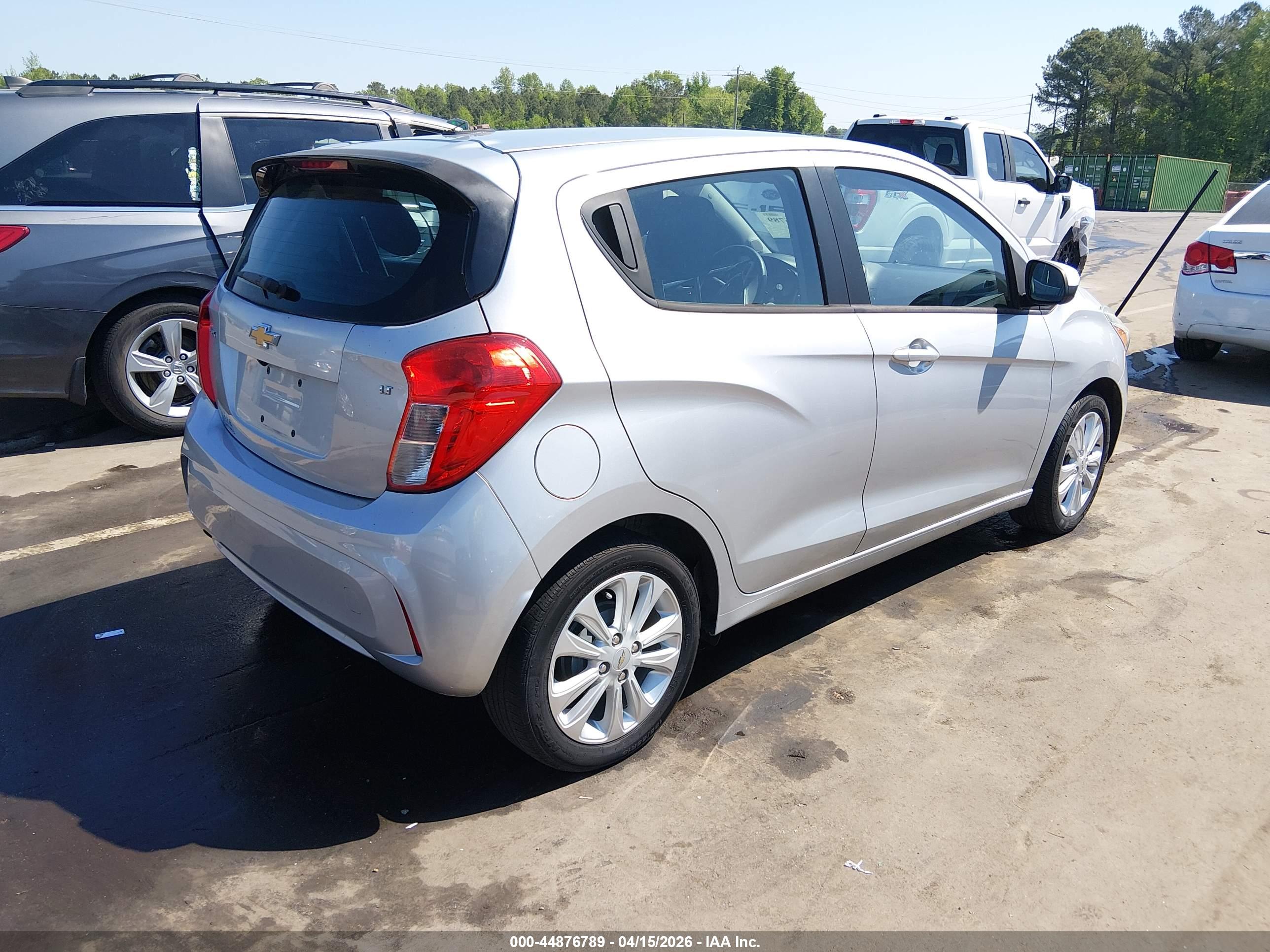 CHEVROLET SPARK image 4