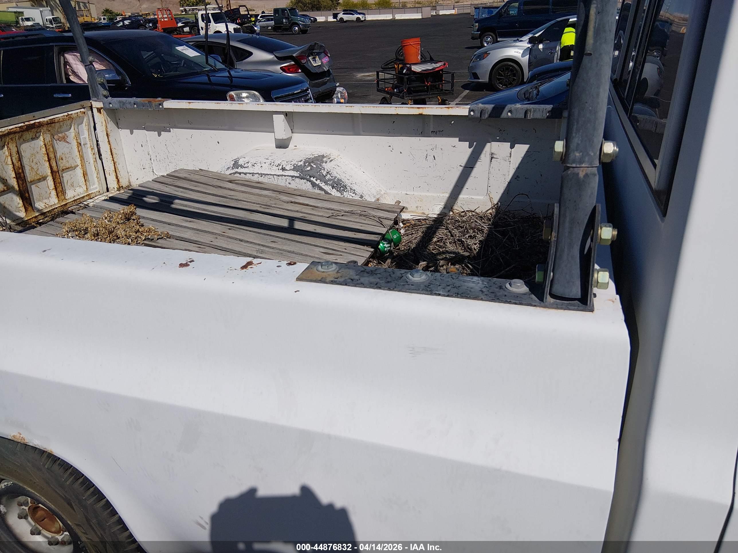 CHEVROLET C20 image 8
