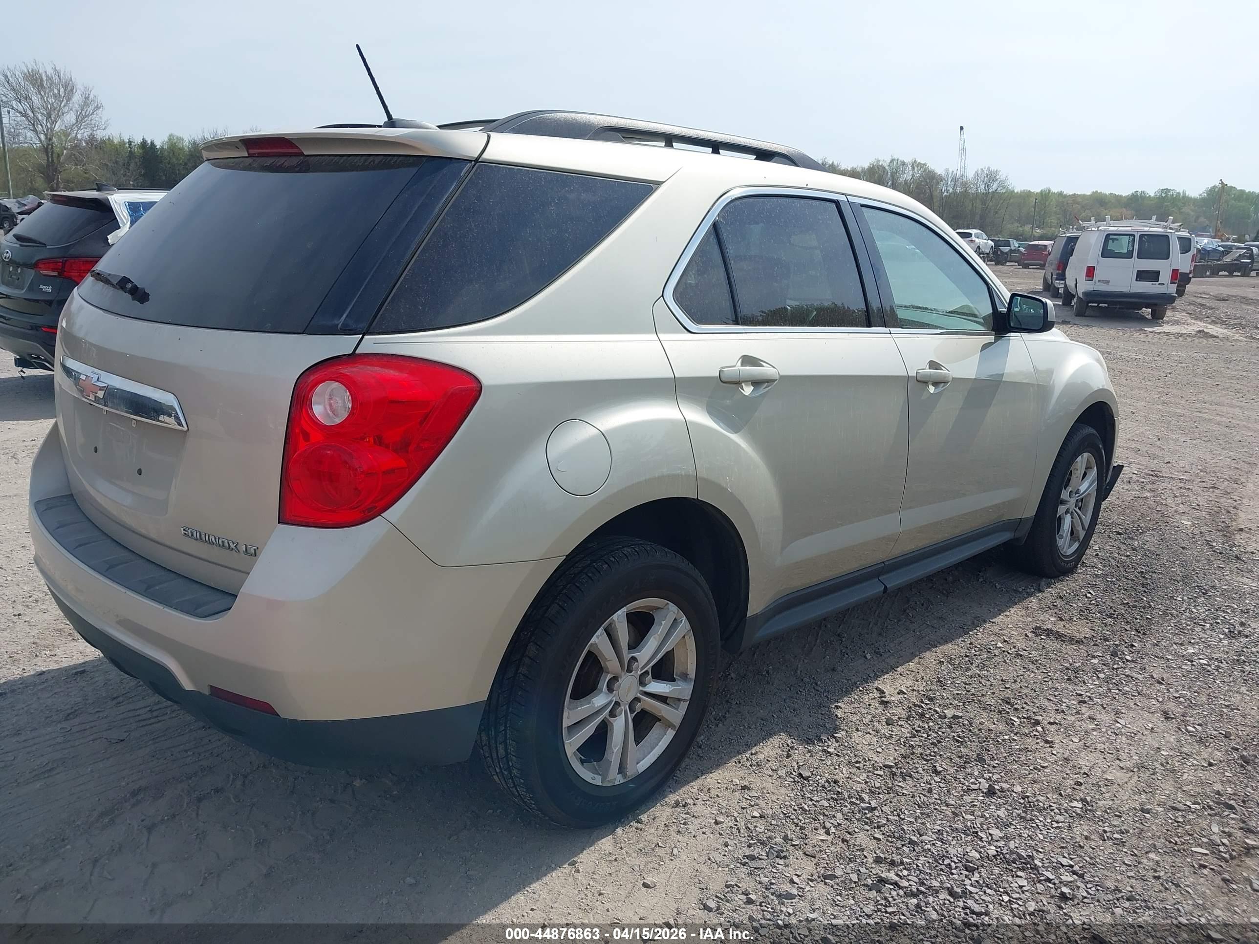 CHEVROLET EQUINOX image 4