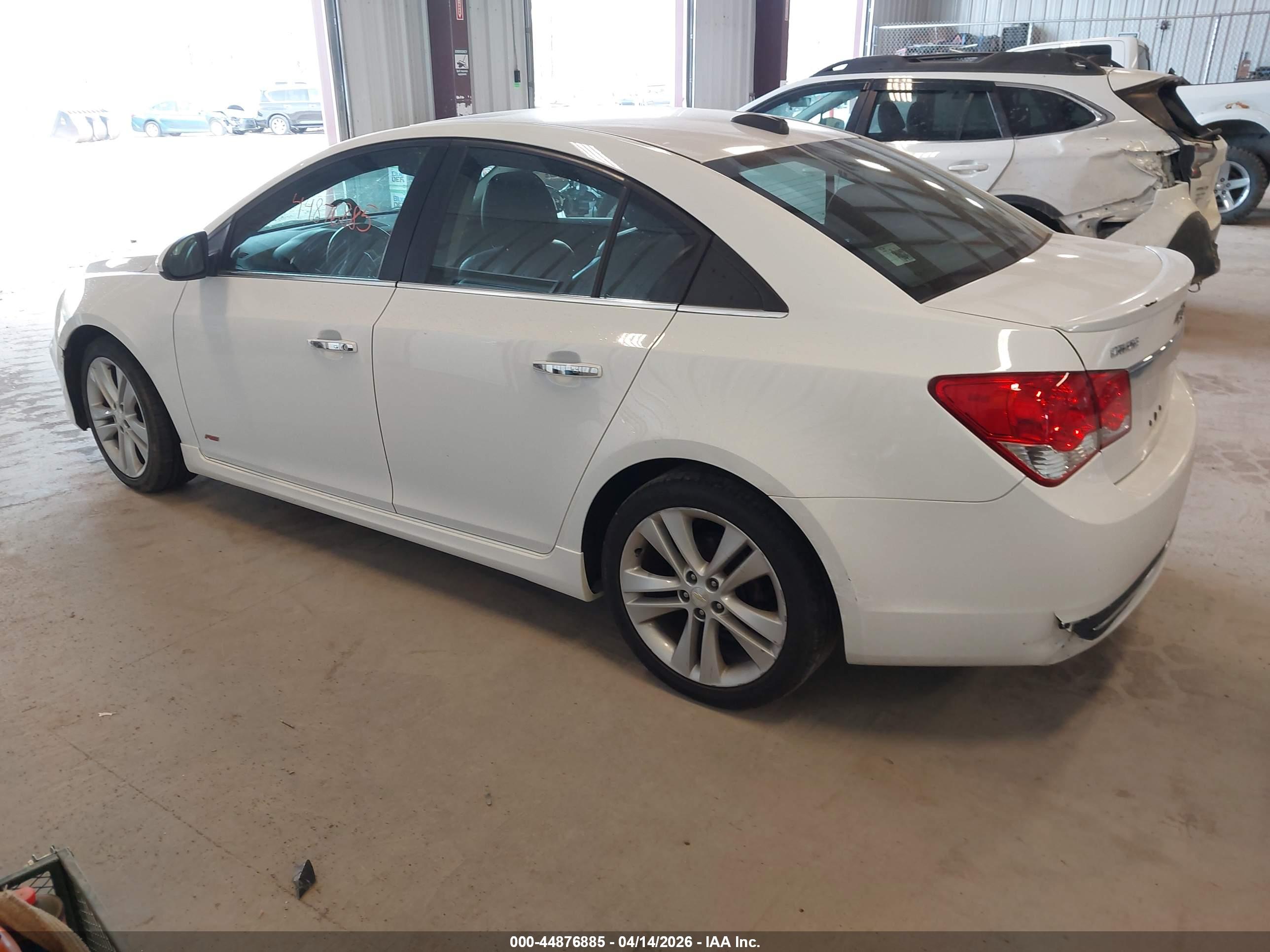 CHEVROLET CRUZE image 3