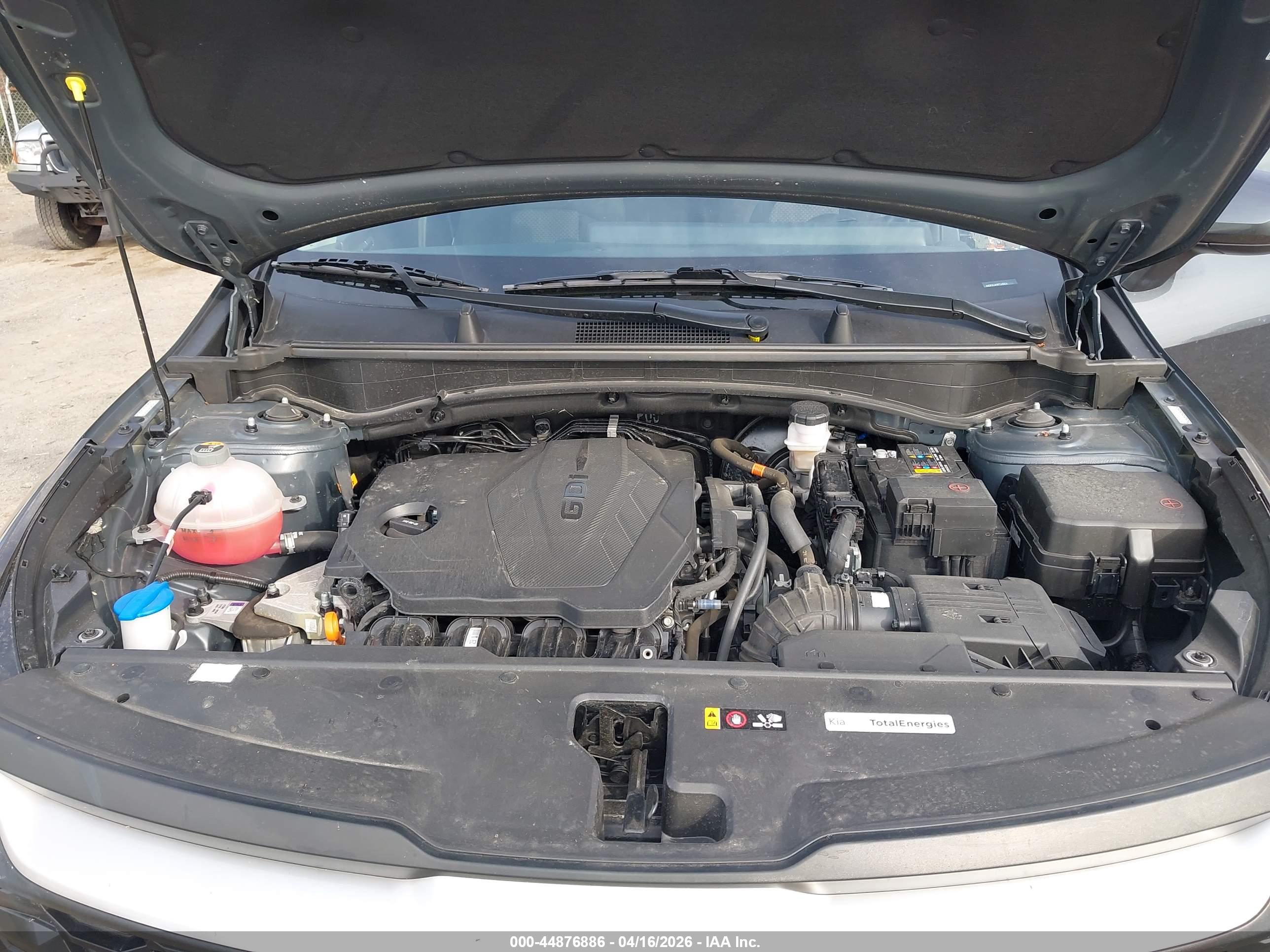 KIA SPORTAGE image 10