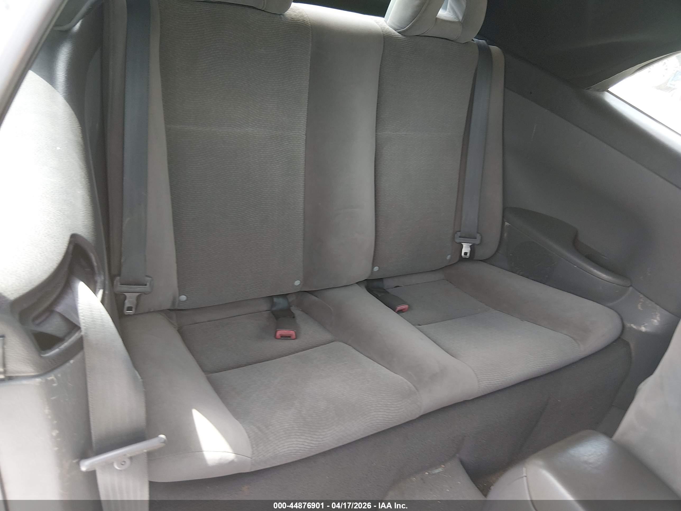 TOYOTA CAMRY image 8