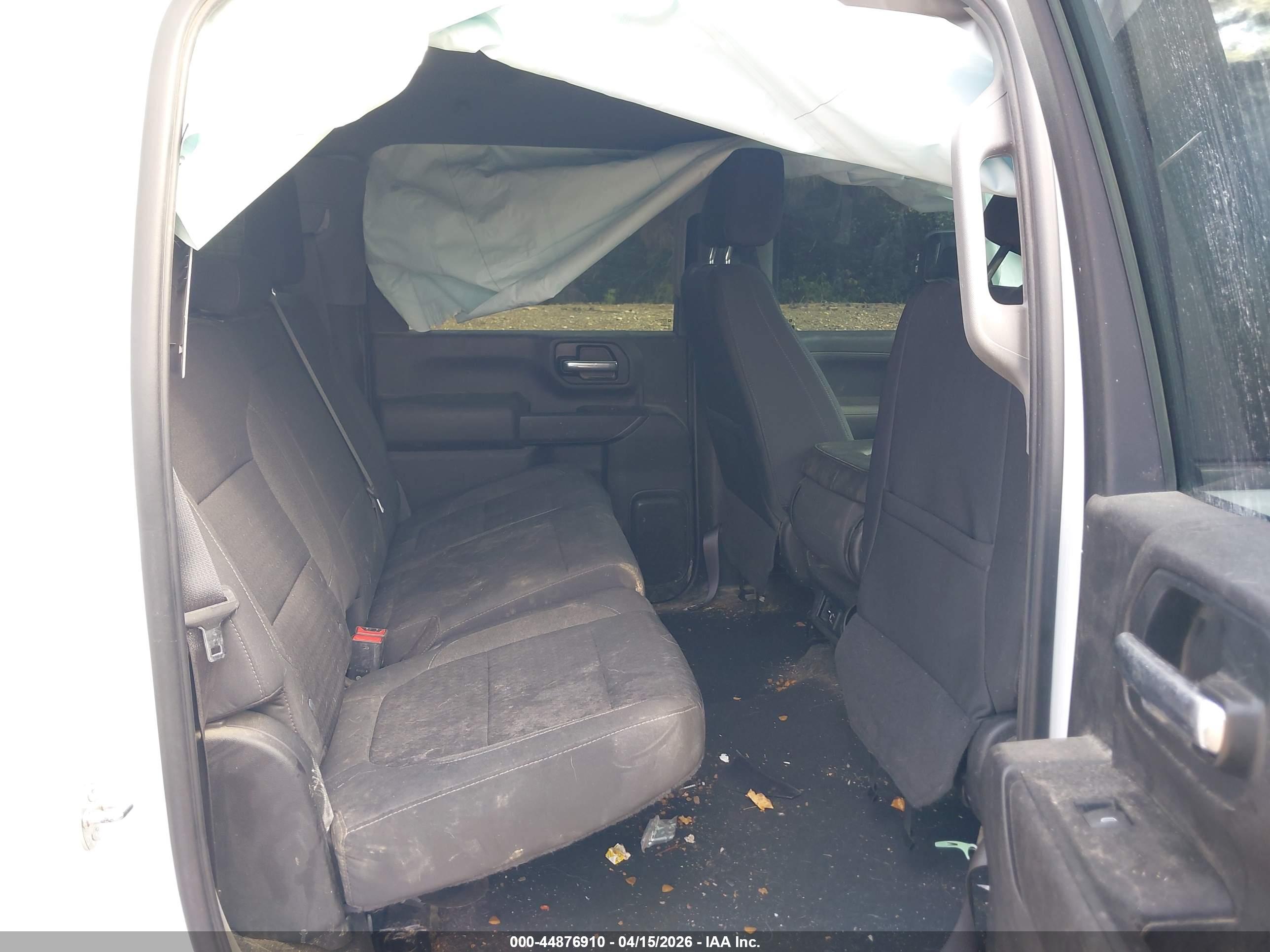 CHEVROLET SILVERADO image 8