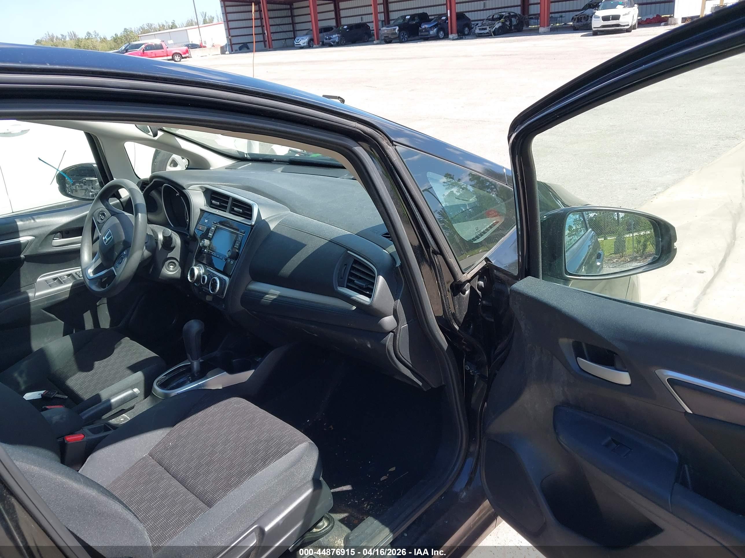 HONDA FIT image 5