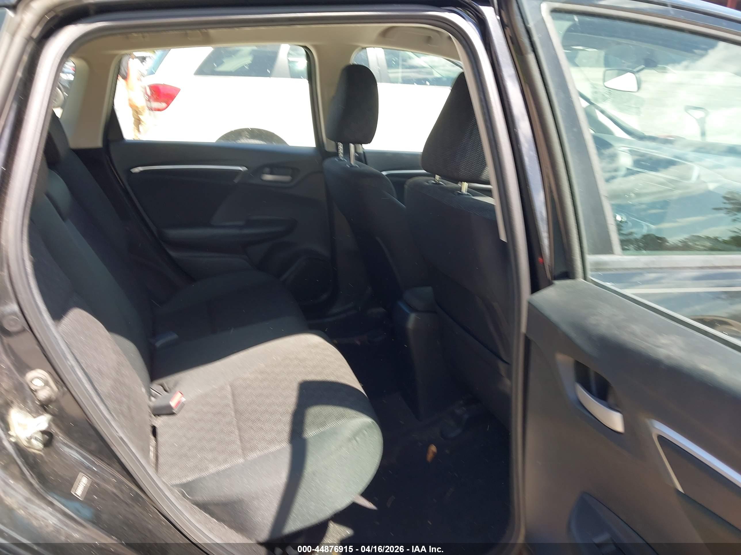 HONDA FIT image 8