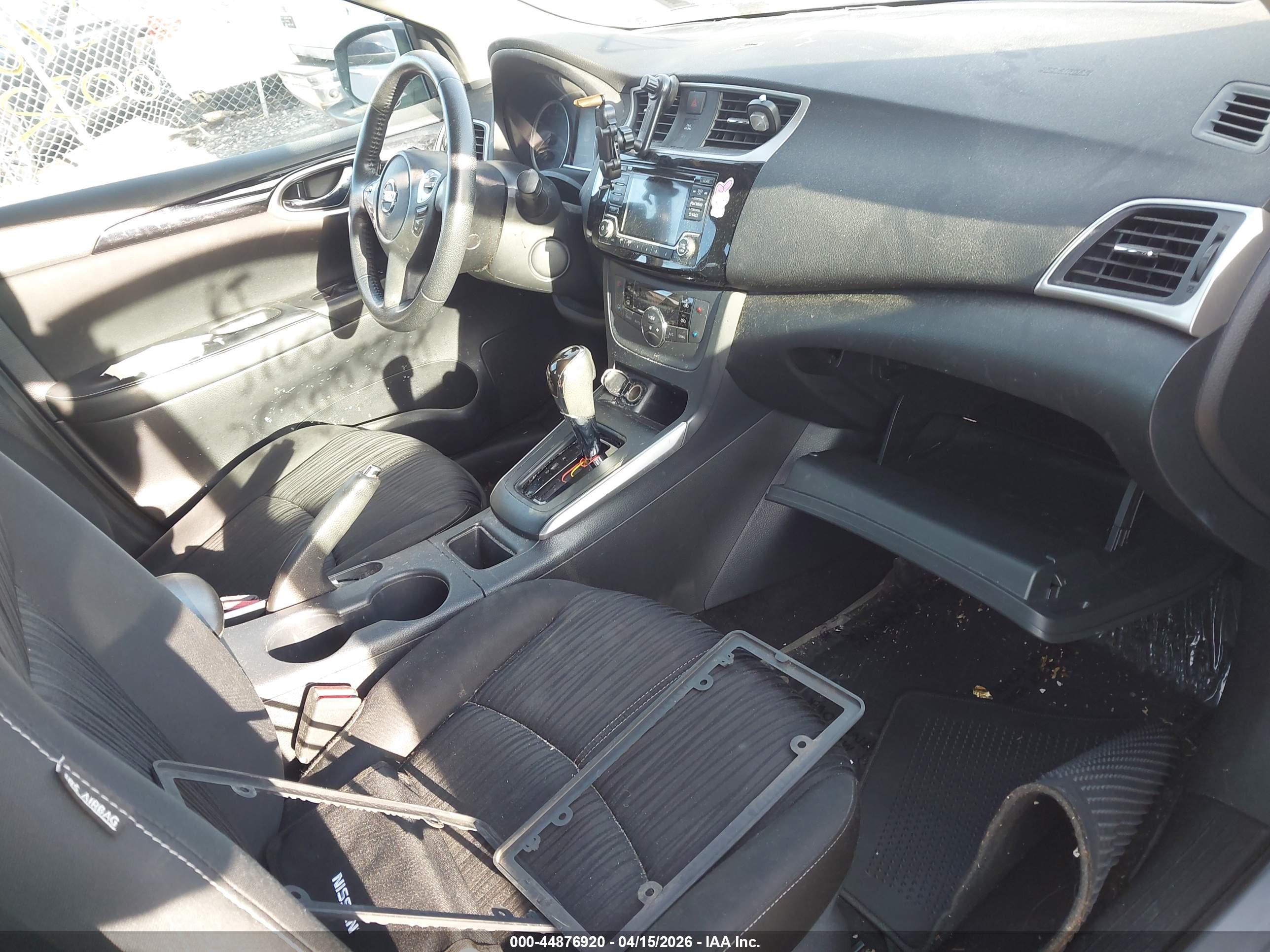 NISSAN SENTRA image 5