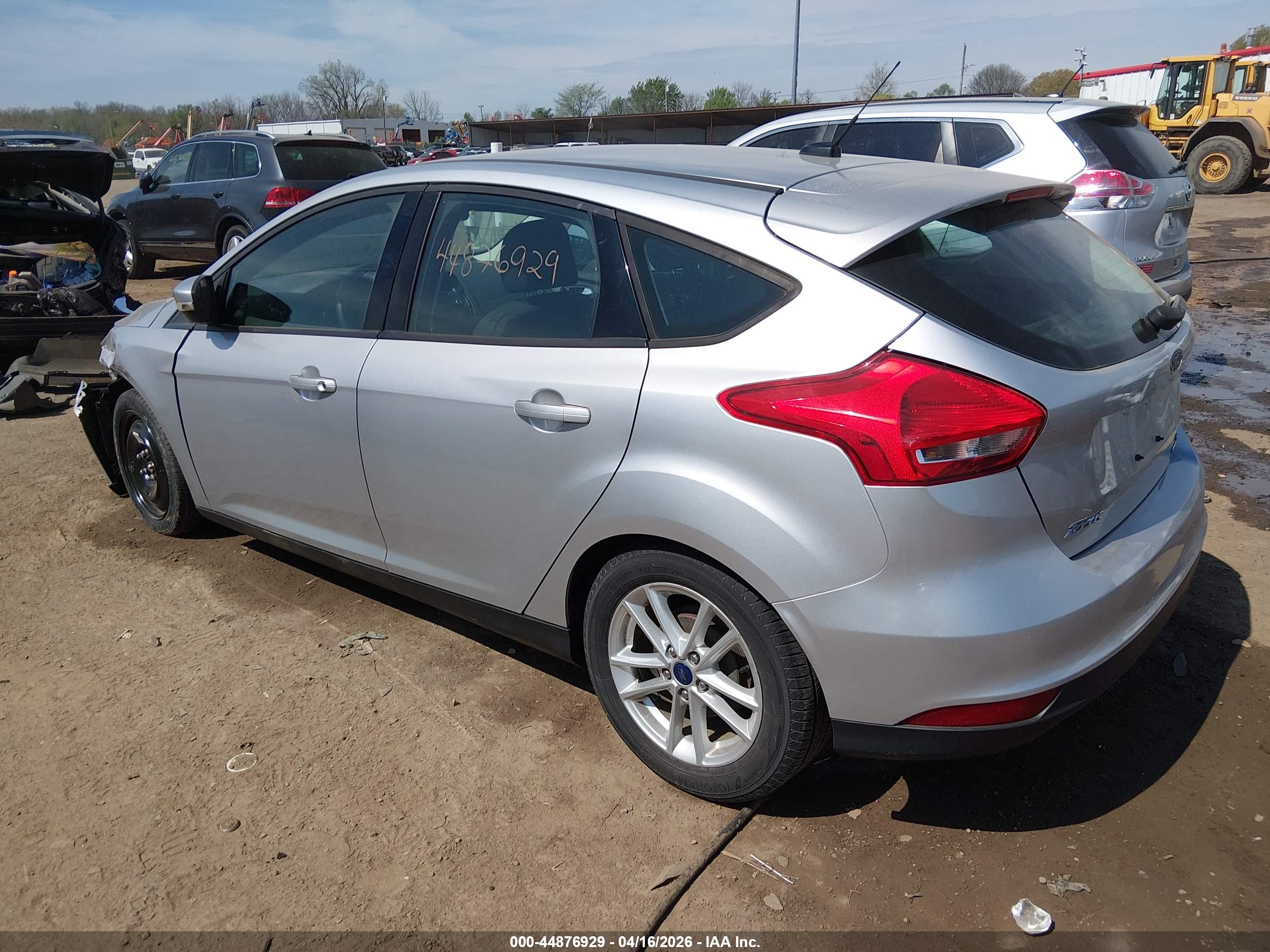 FORD FOCUS image 3
