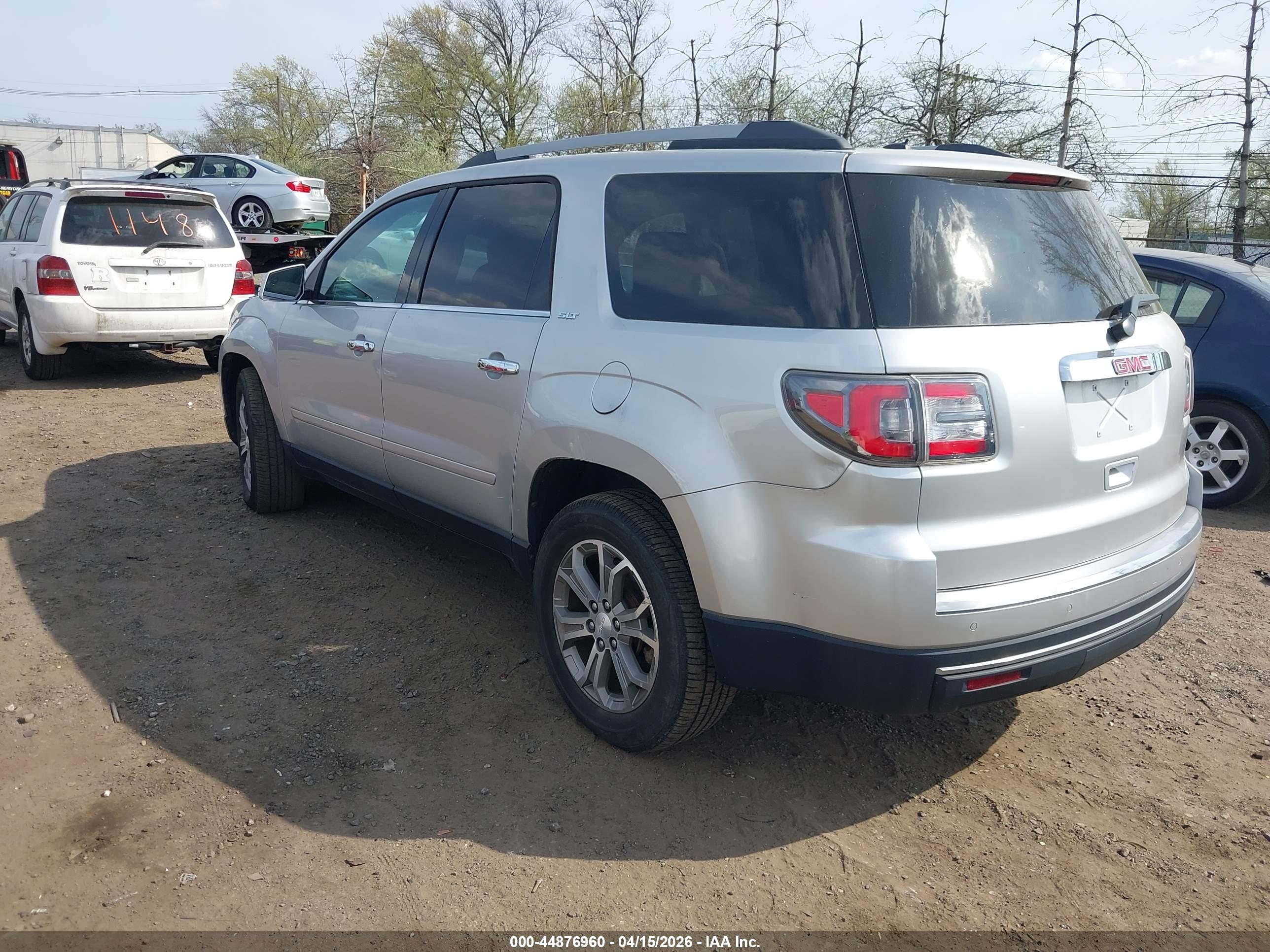 GMC ACADIA image 3