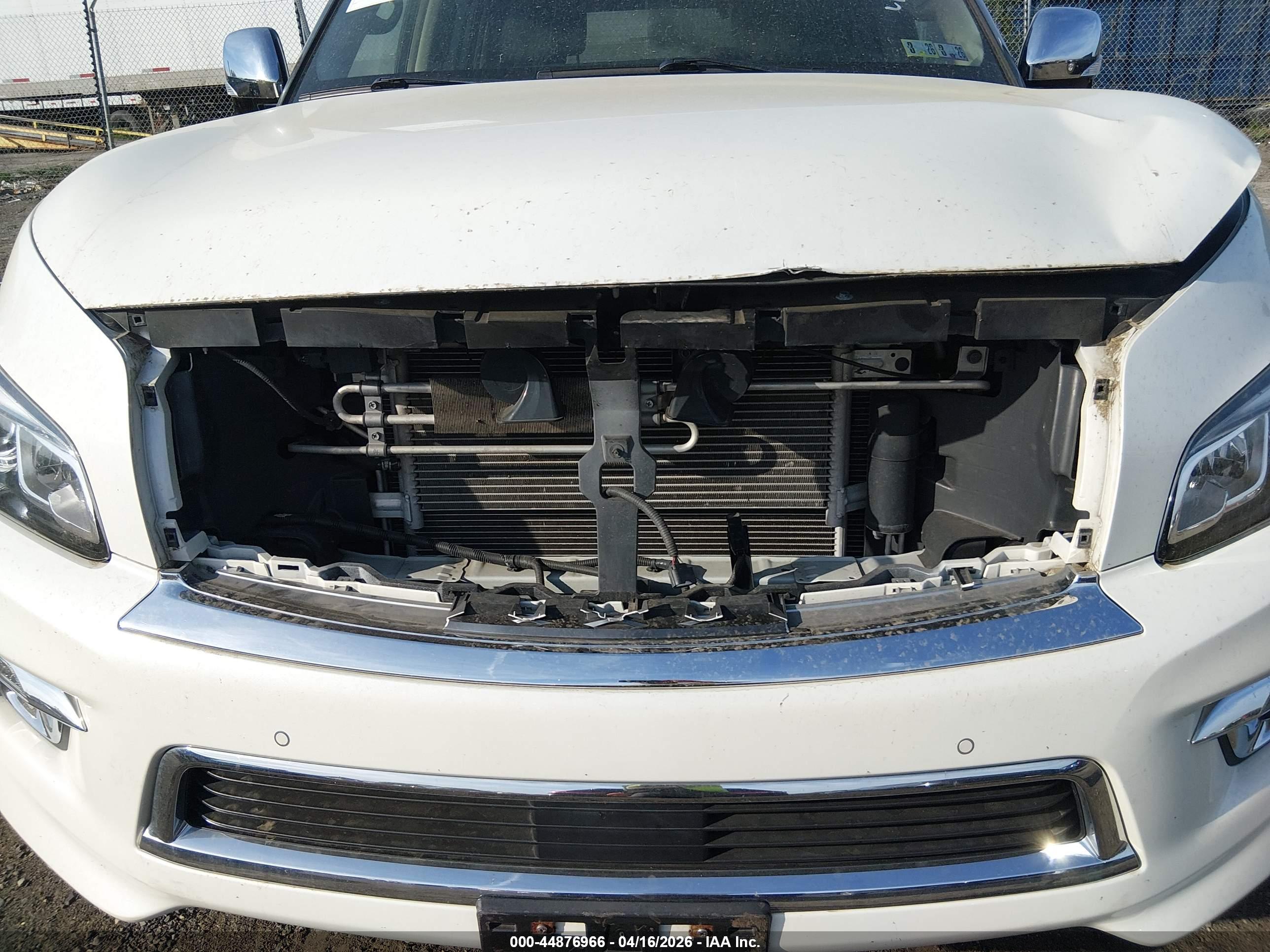 INFINITI QX80 image 6