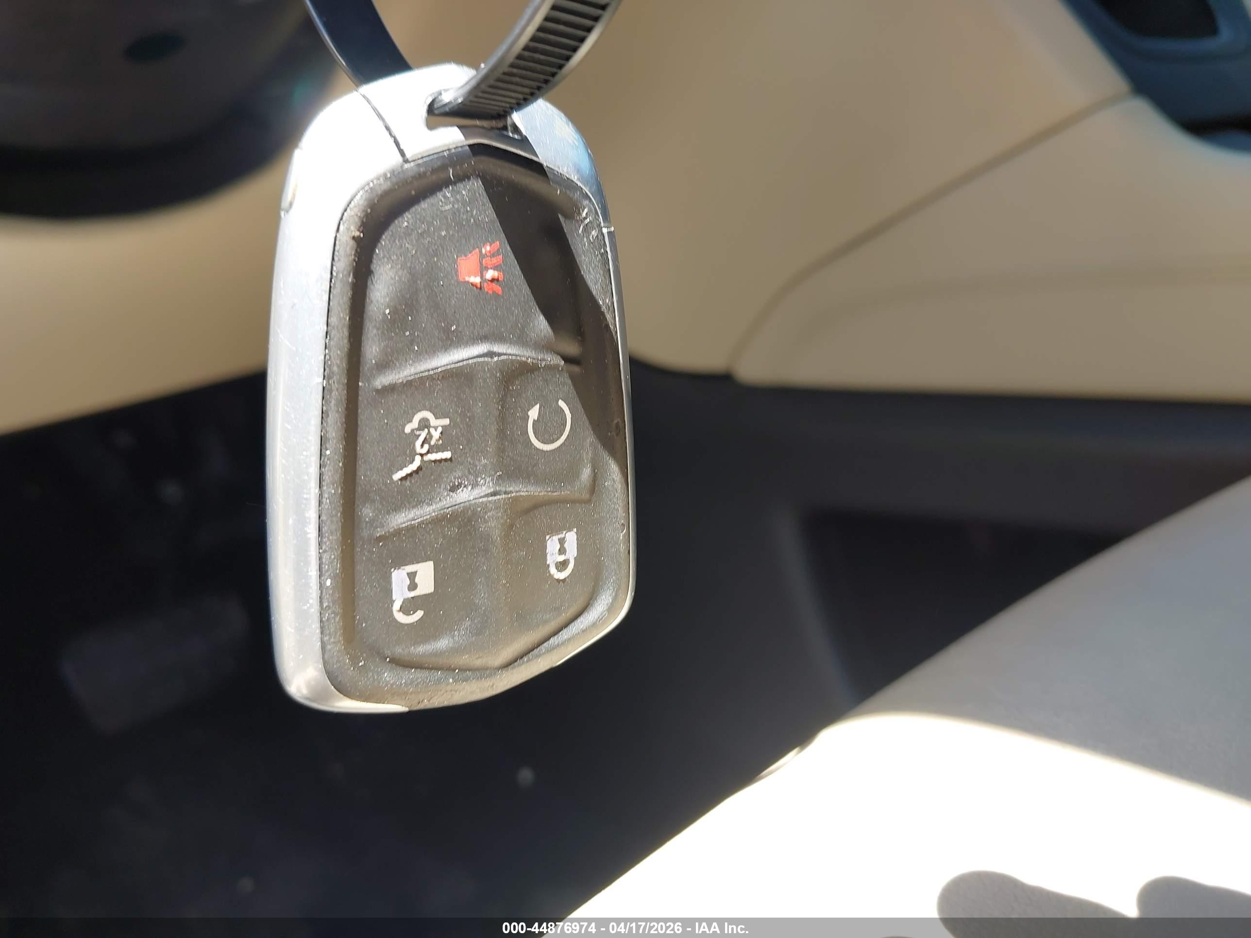 CADILLAC XT5 image 11