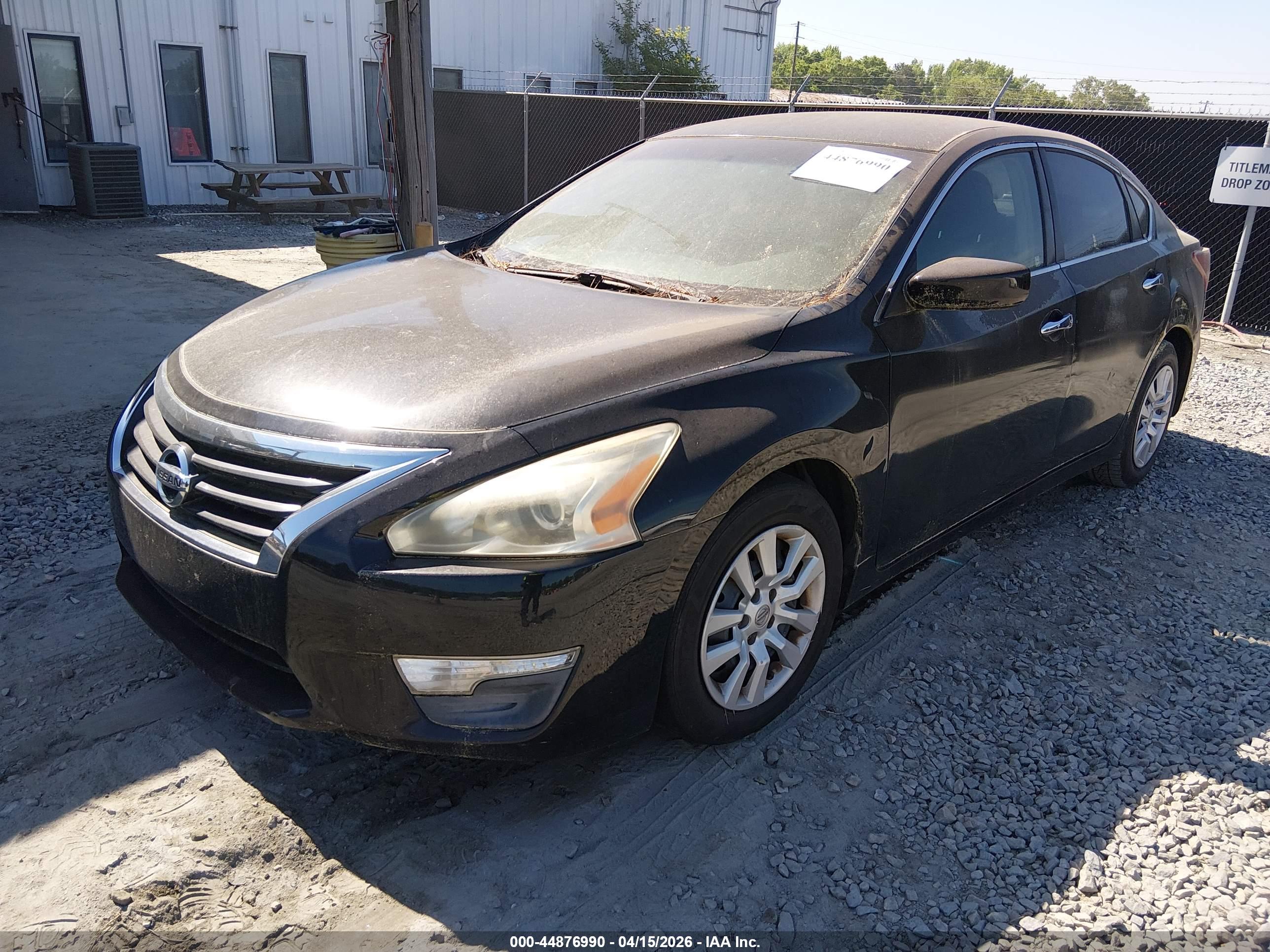 NISSAN ALTIMA image 2