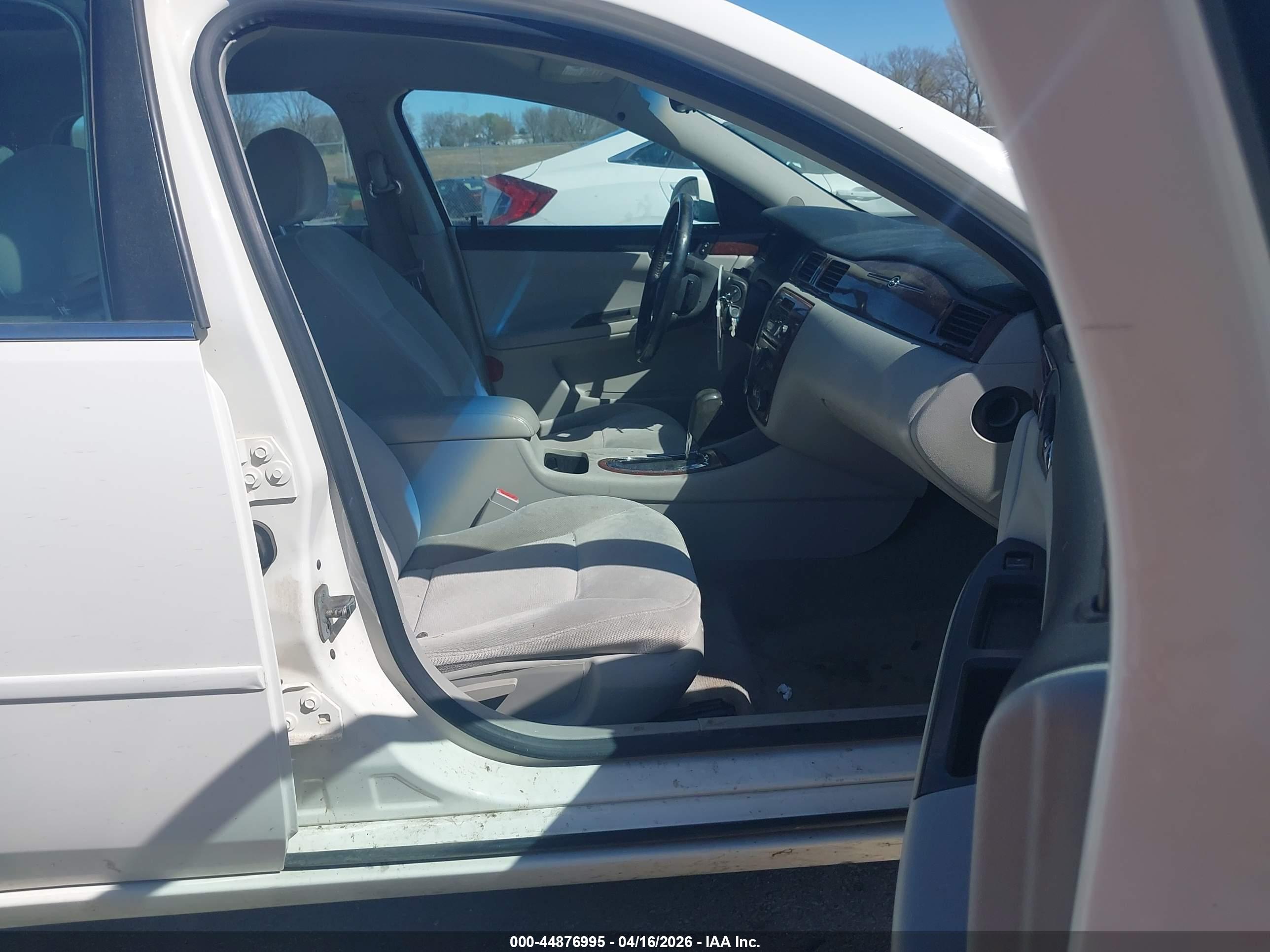 CHEVROLET IMPALA image 5