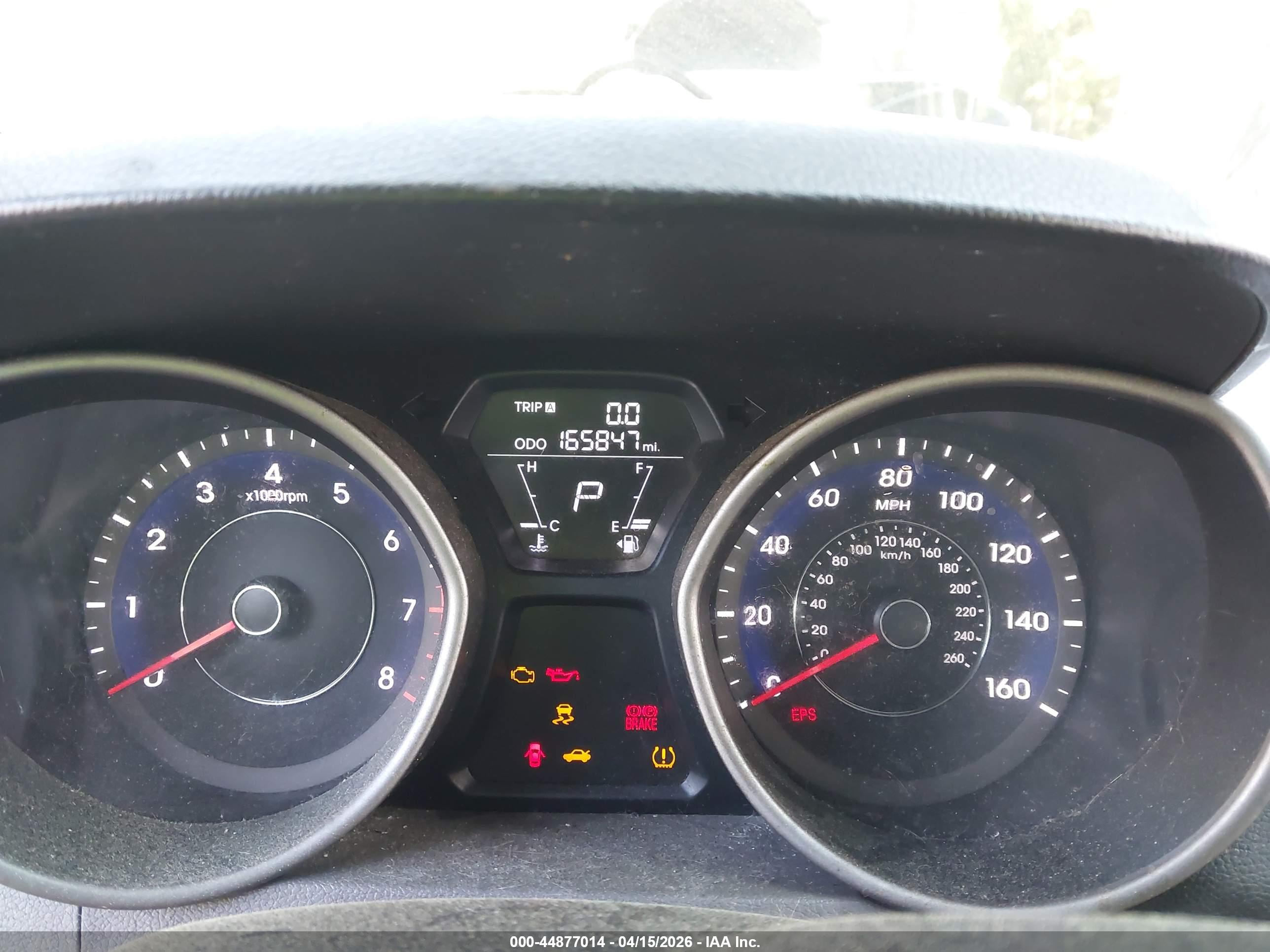 HYUNDAI ELANTRA image 7