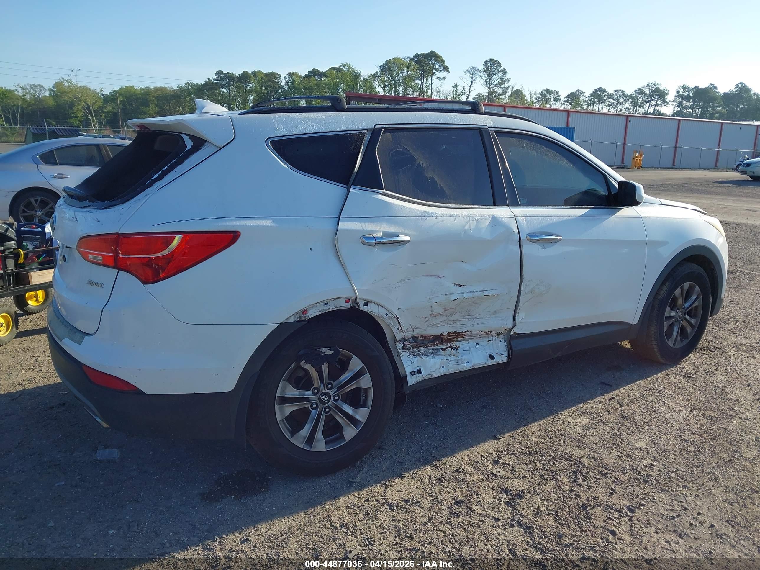 HYUNDAI SANTA image 4