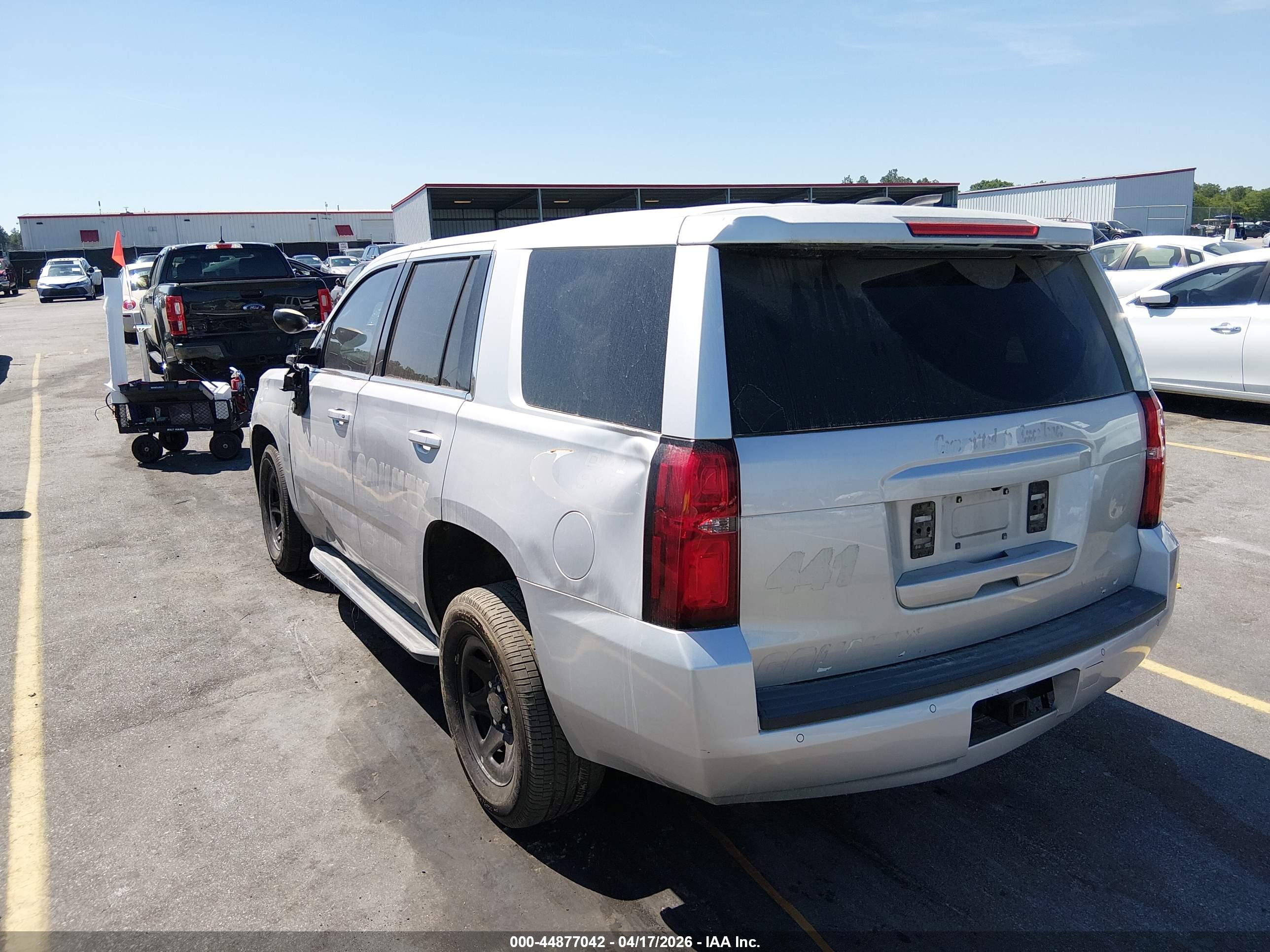 CHEVROLET TAHOE image 3