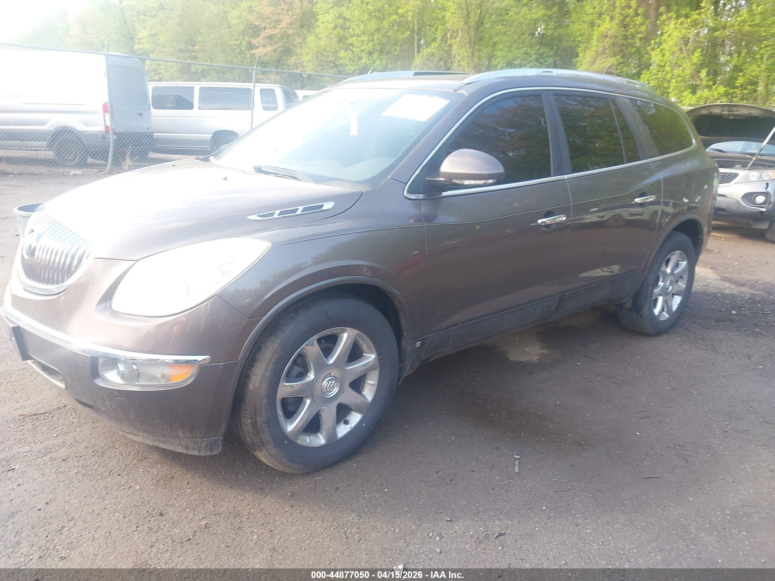 BUICK ENCLAVE image 2