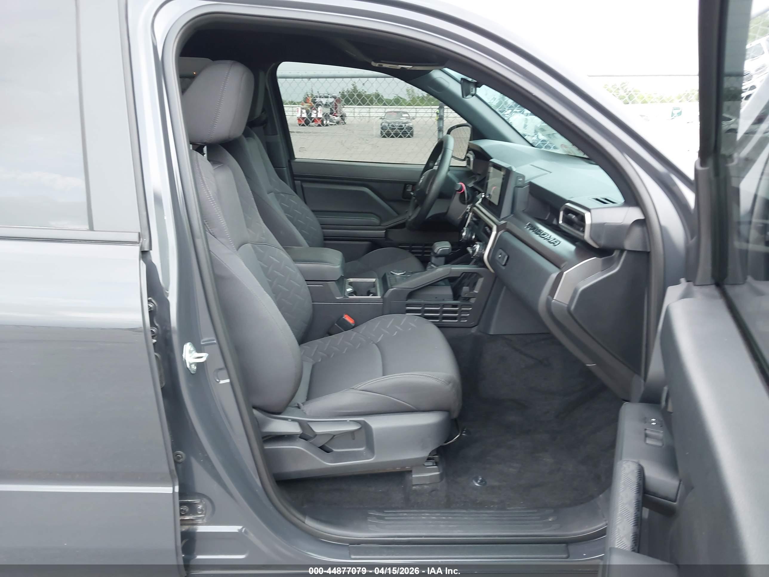 TOYOTA TACOMA image 5