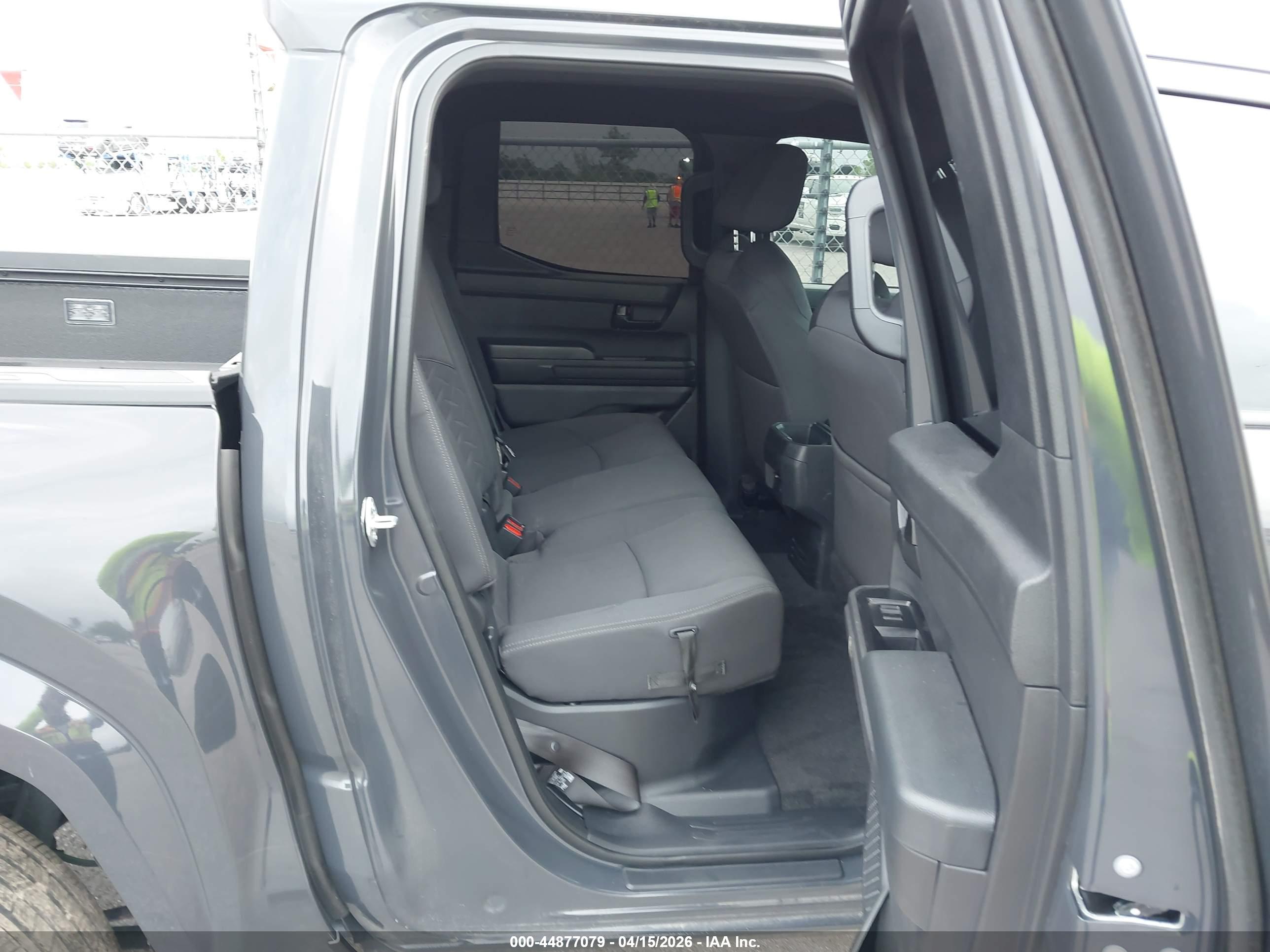 TOYOTA TACOMA image 8