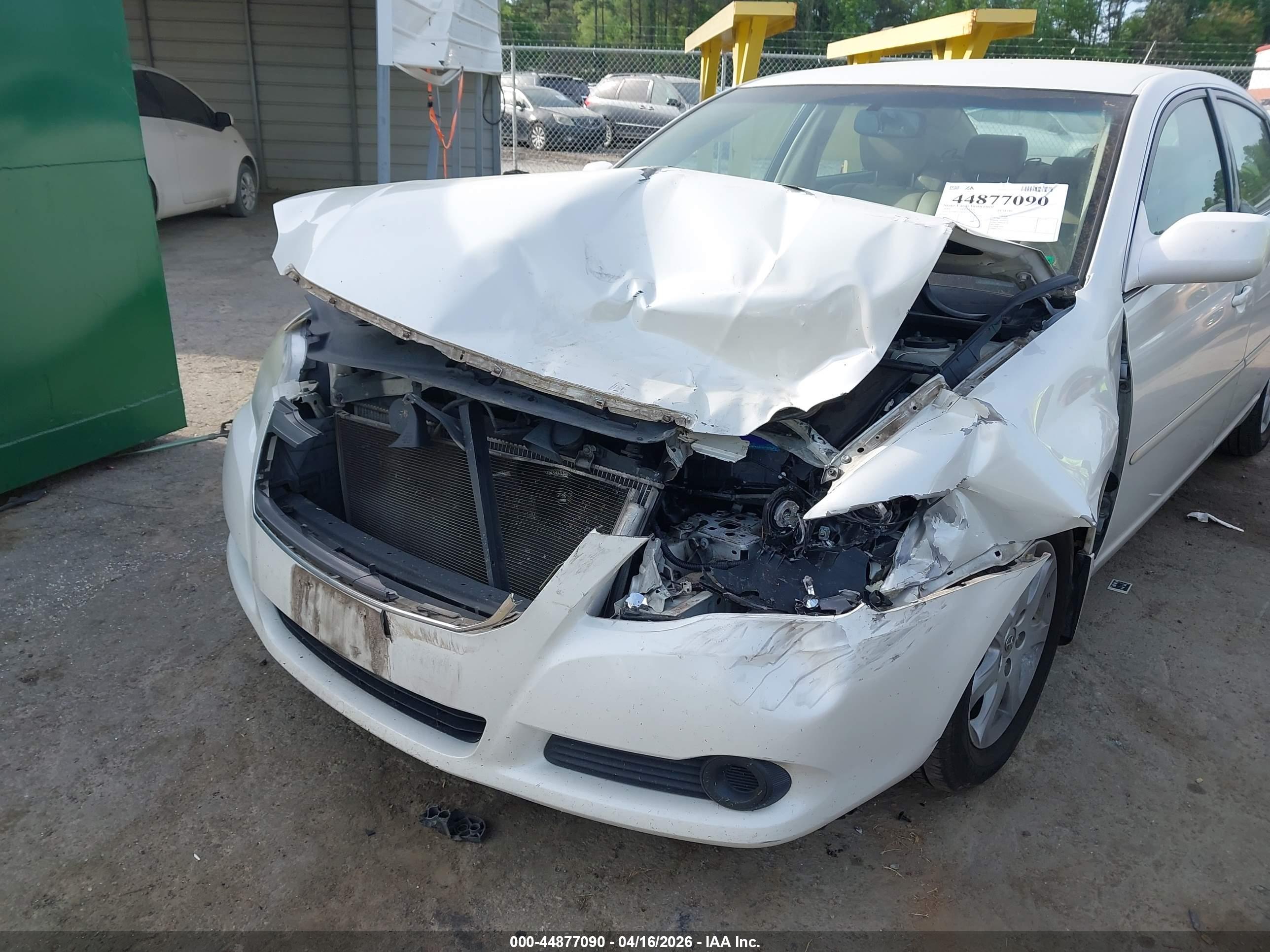 TOYOTA AVALON image 6