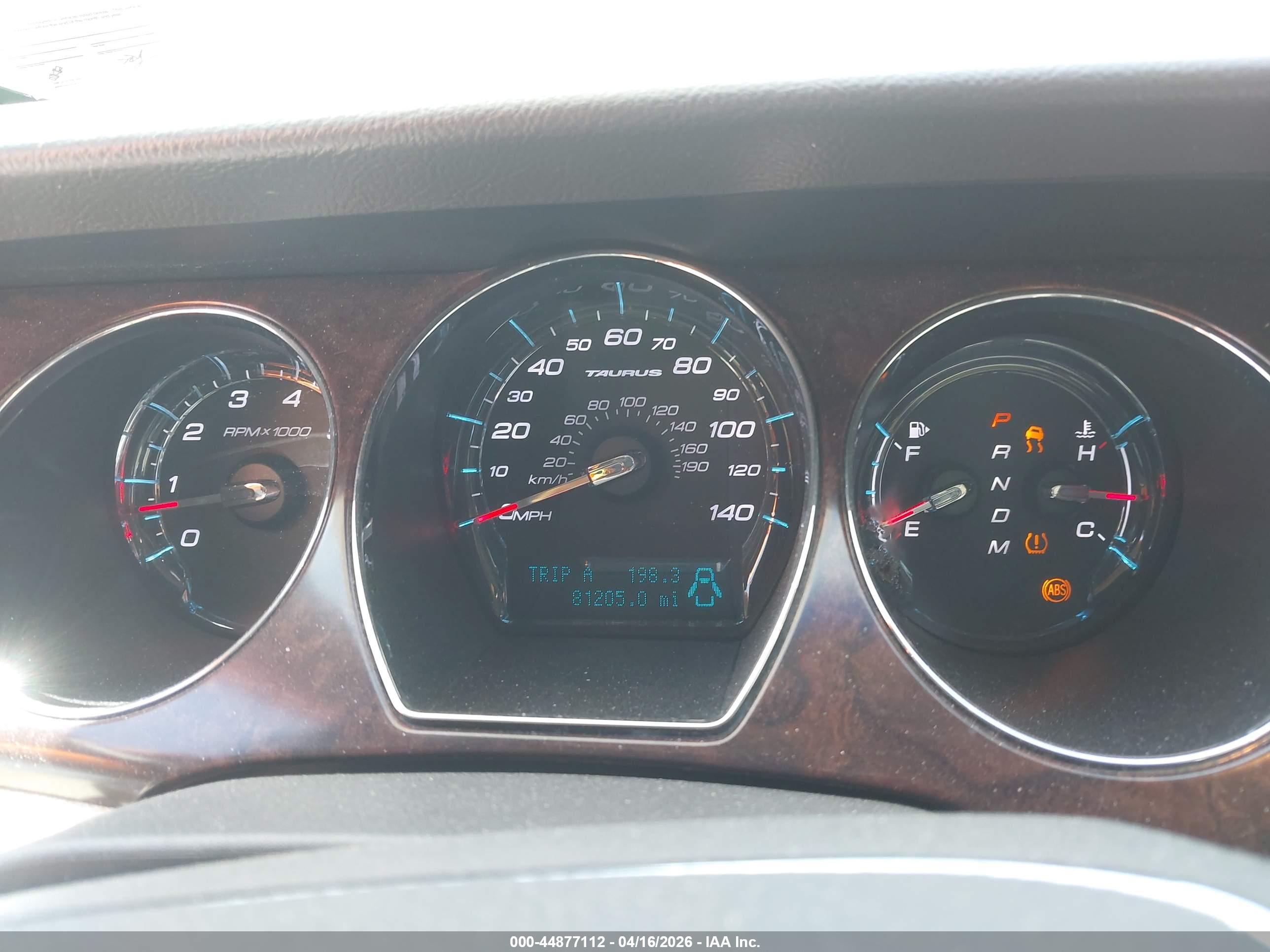 FORD TAURUS image 7