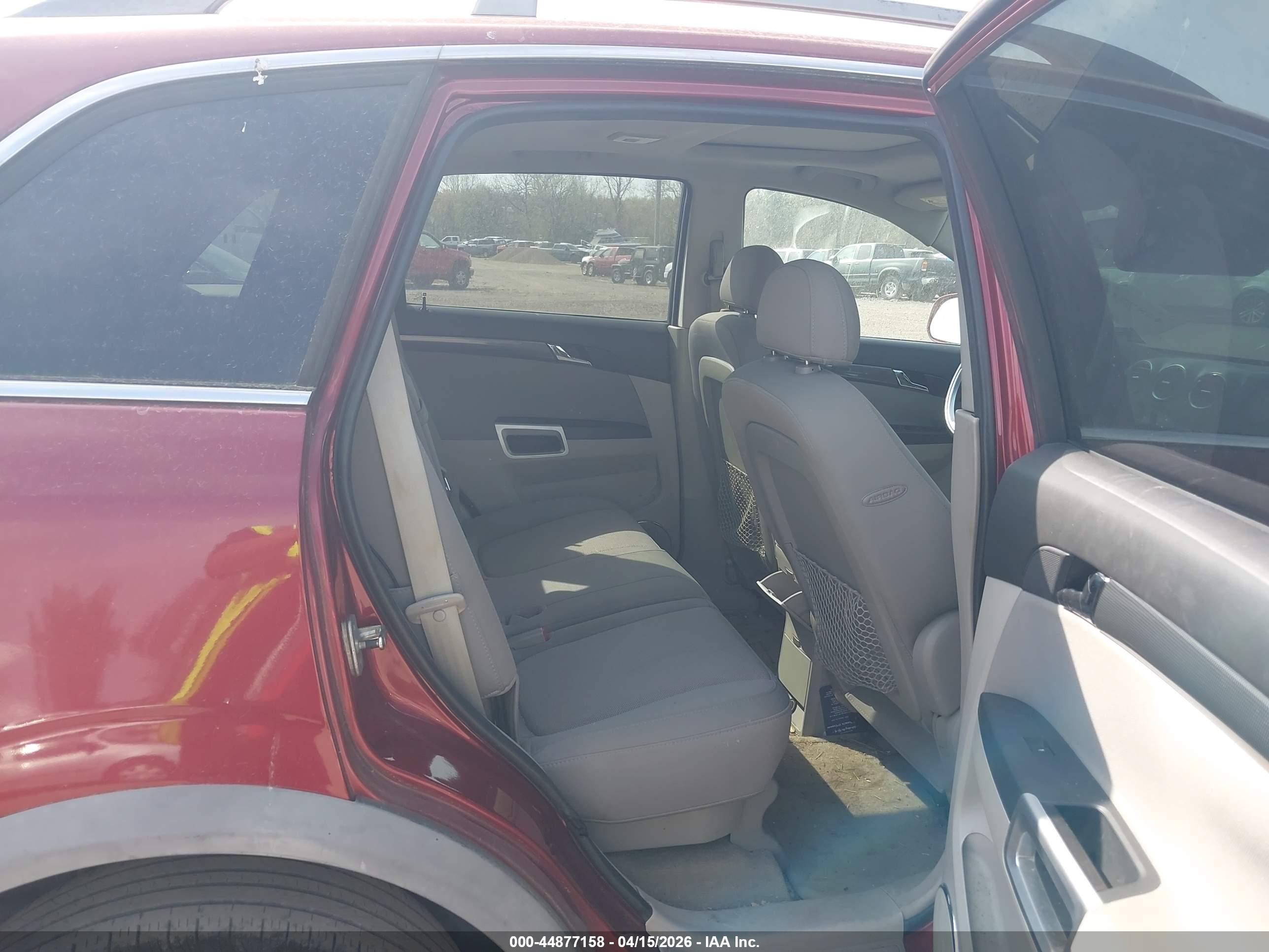 SATURN VUE image 8