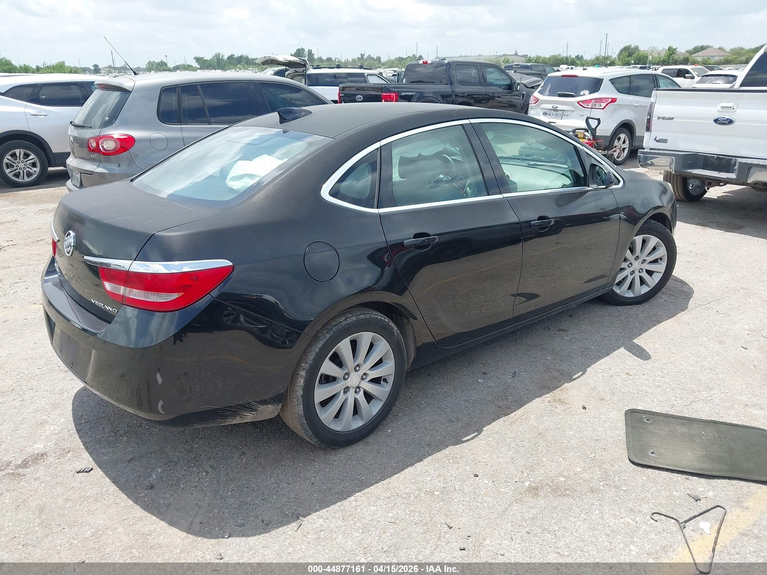 BUICK VERANO image 4