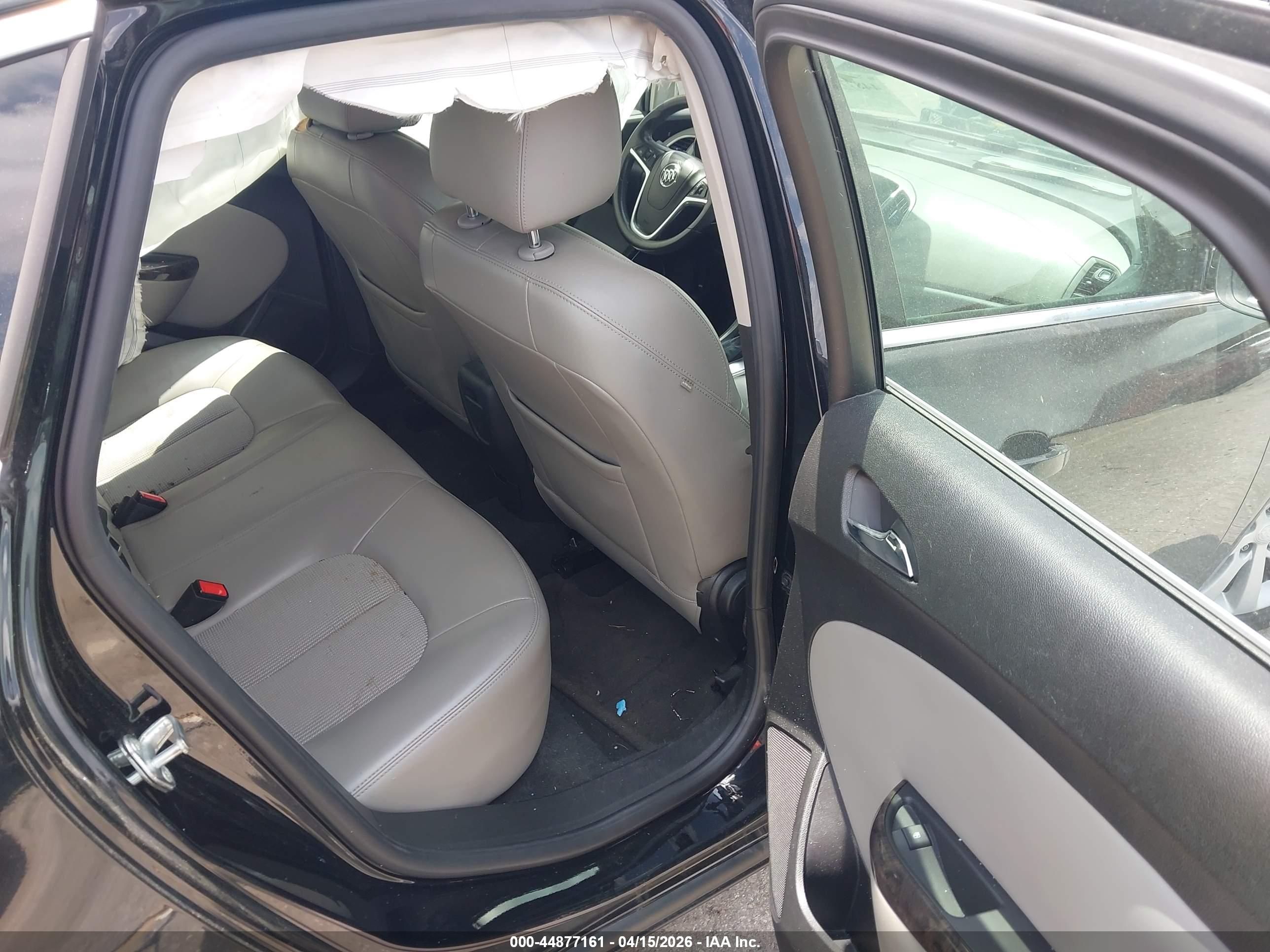 BUICK VERANO image 8