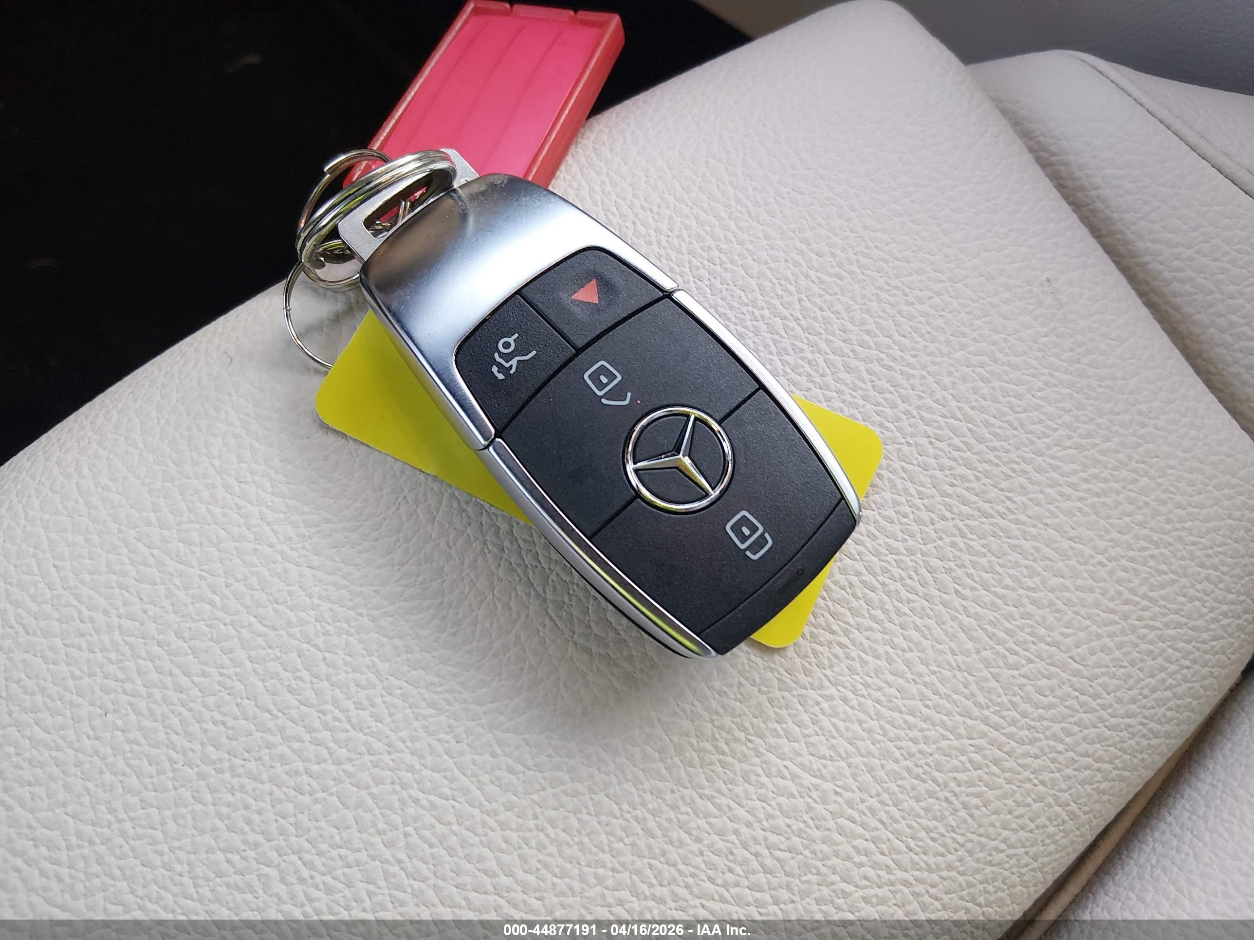 MERCEDES-BENZ CLA image 11