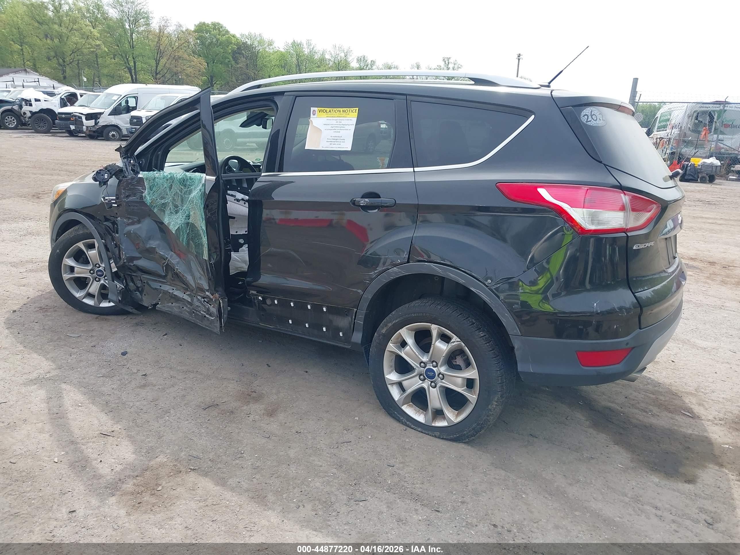 FORD ESCAPE image 3