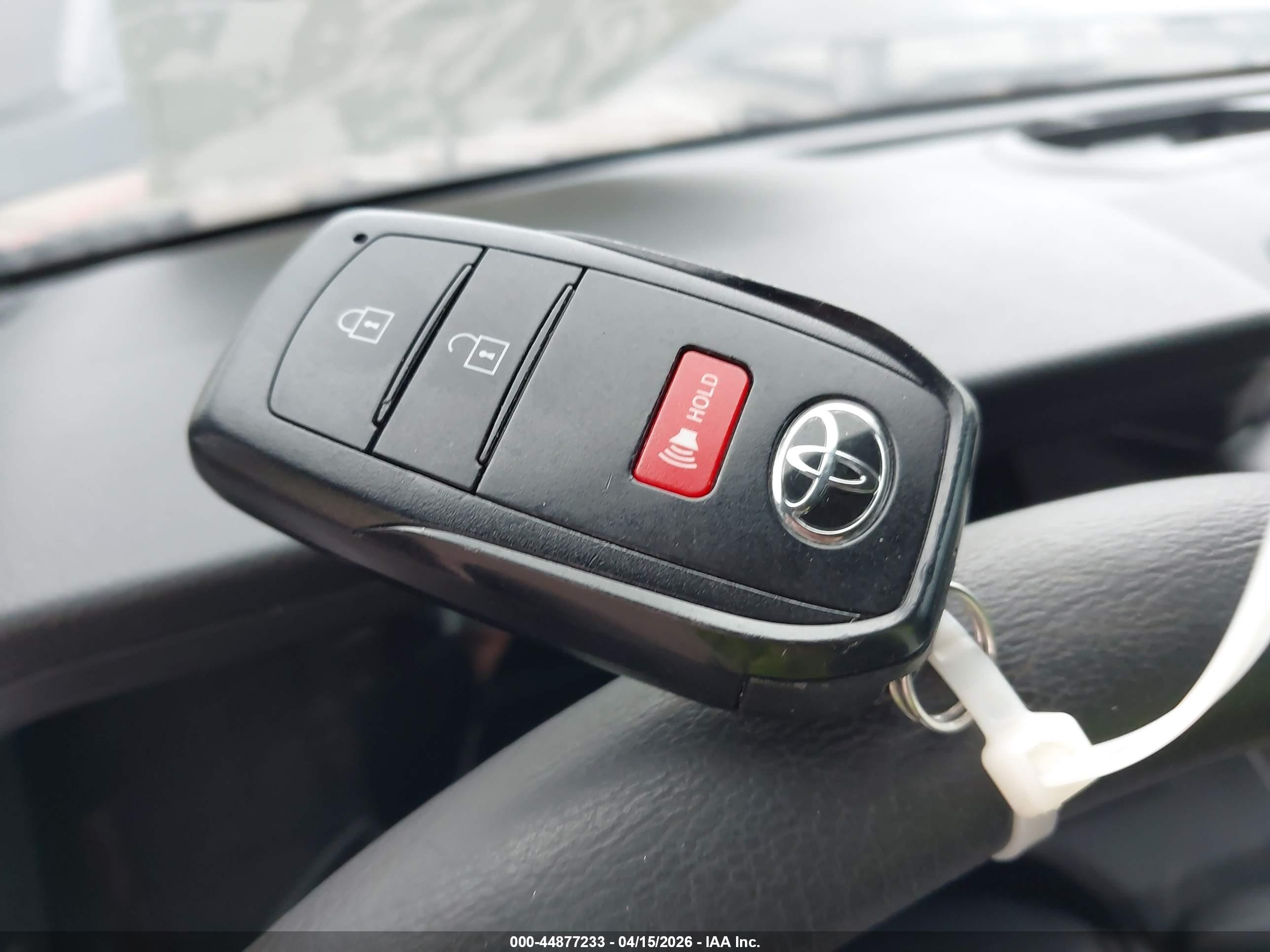 TOYOTA TACOMA image 11