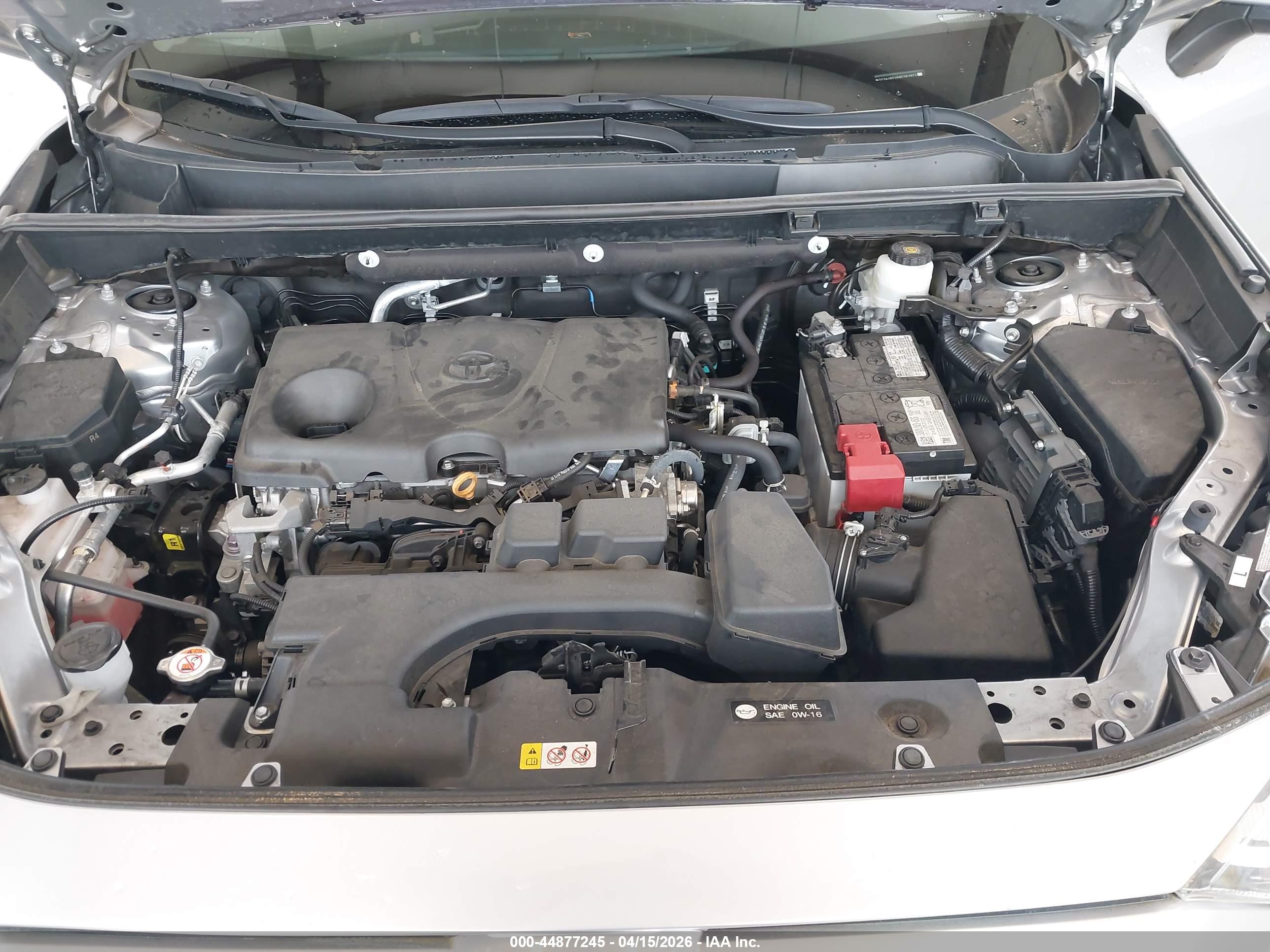 TOYOTA RAV4 image 10
