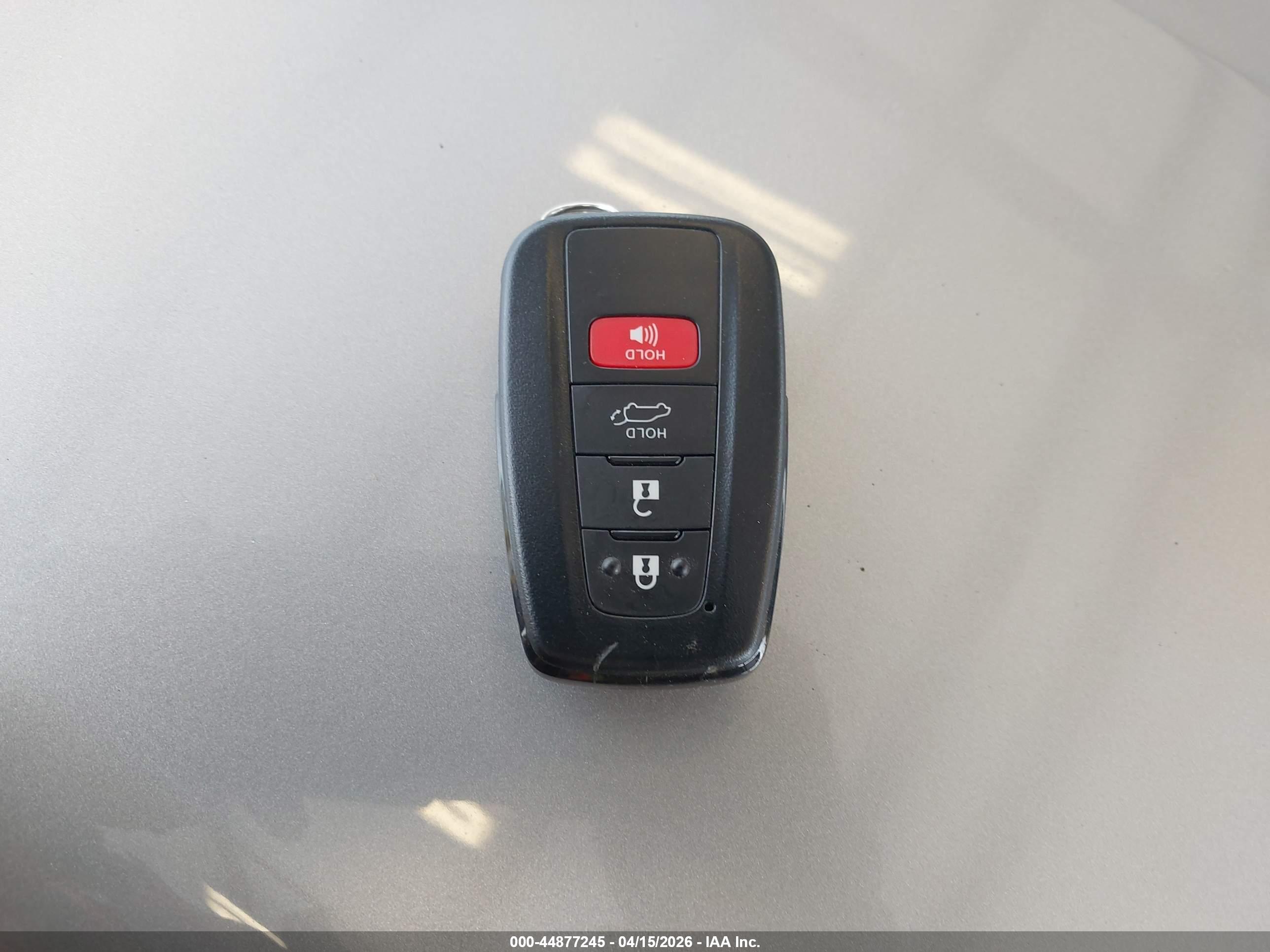 TOYOTA RAV4 image 11