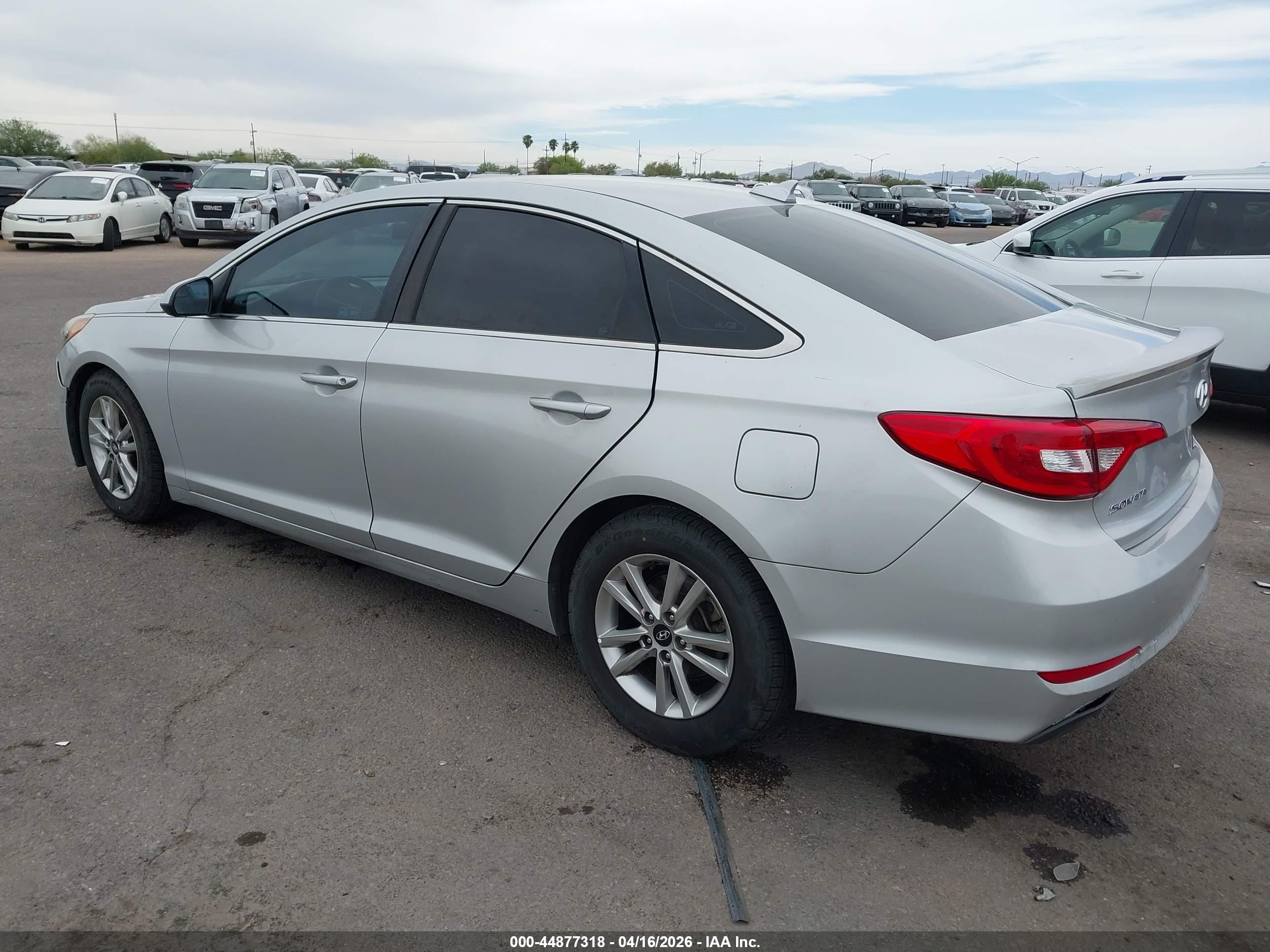 HYUNDAI SONATA image 3
