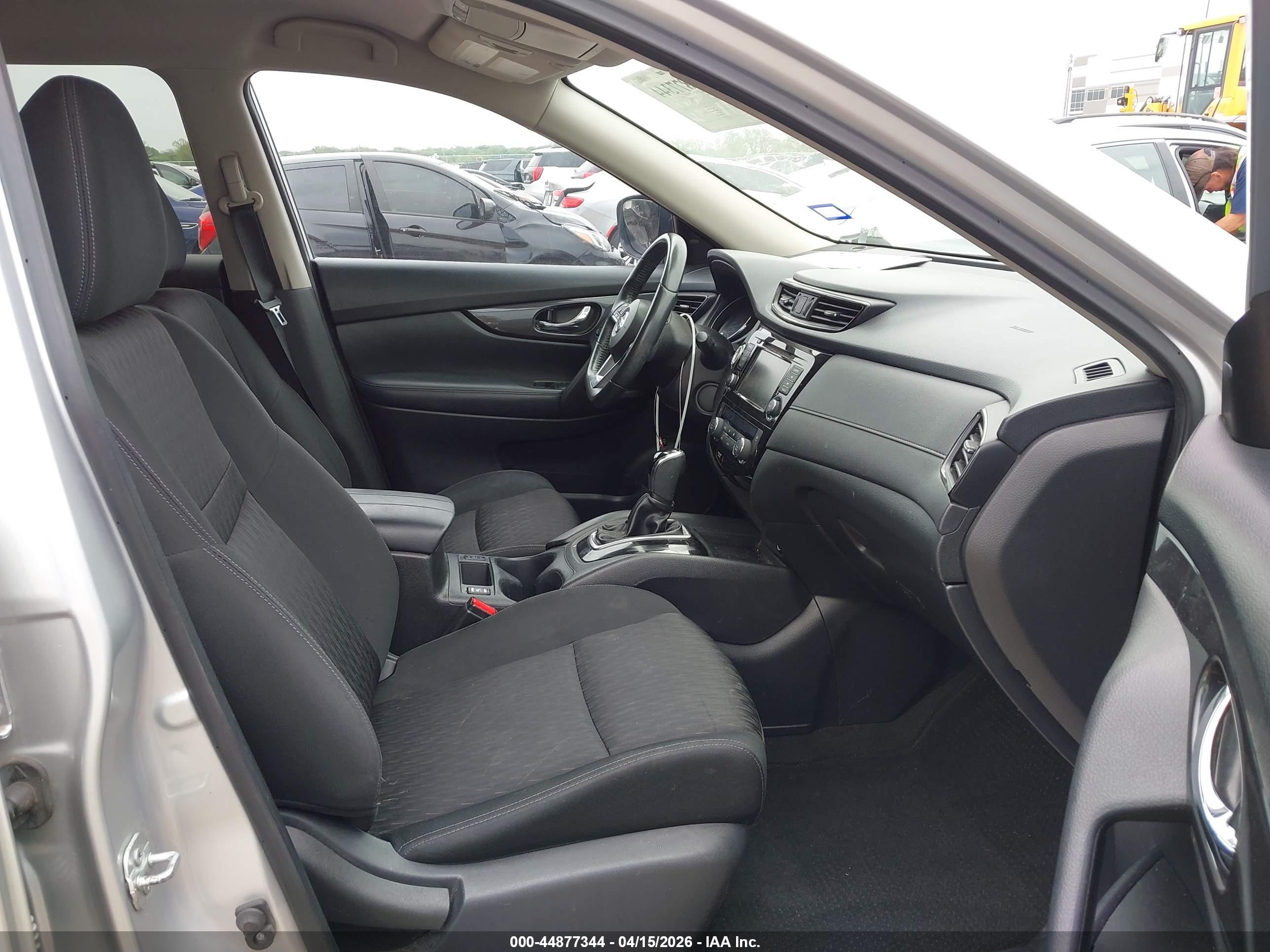 NISSAN ROGUE image 5