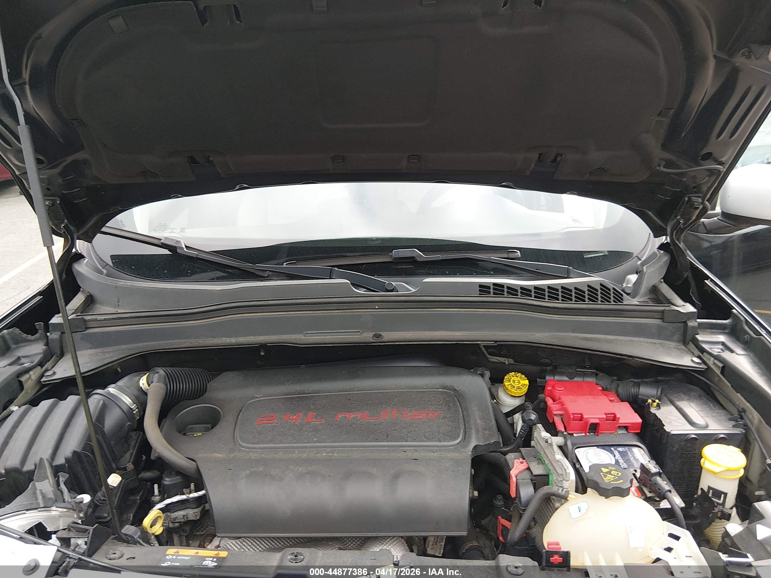 JEEP RENEGADE image 10
