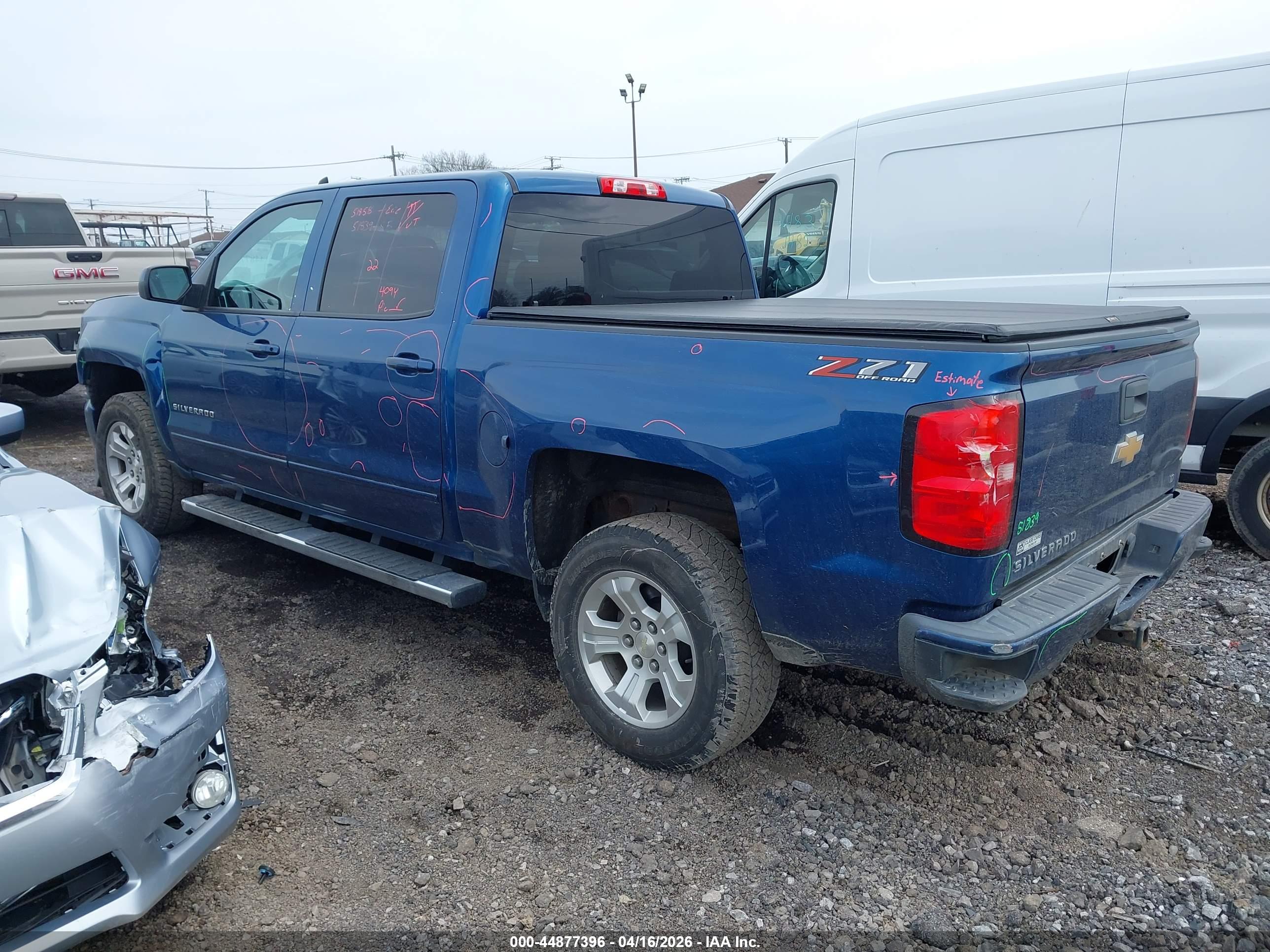 CHEVROLET SILVERADO image 3