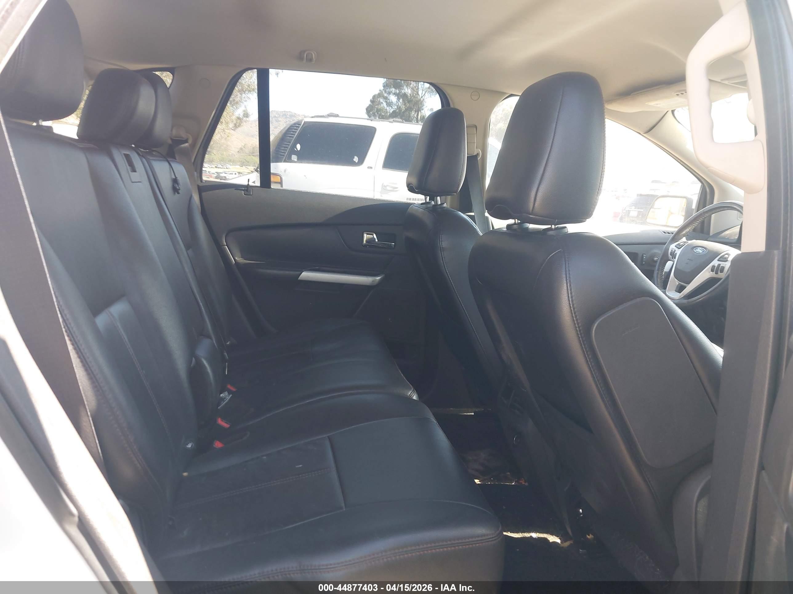 FORD EDGE image 8