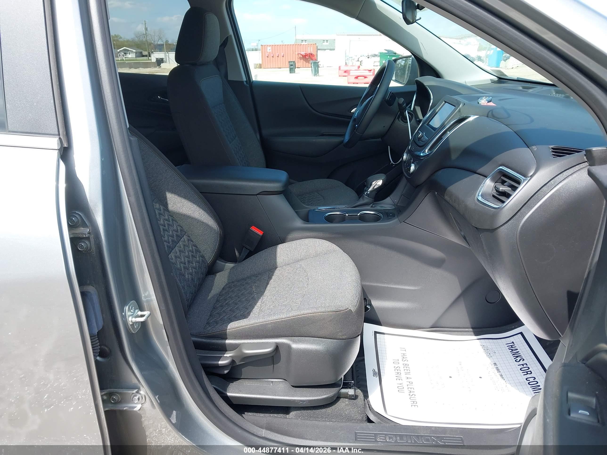 CHEVROLET EQUINOX image 5