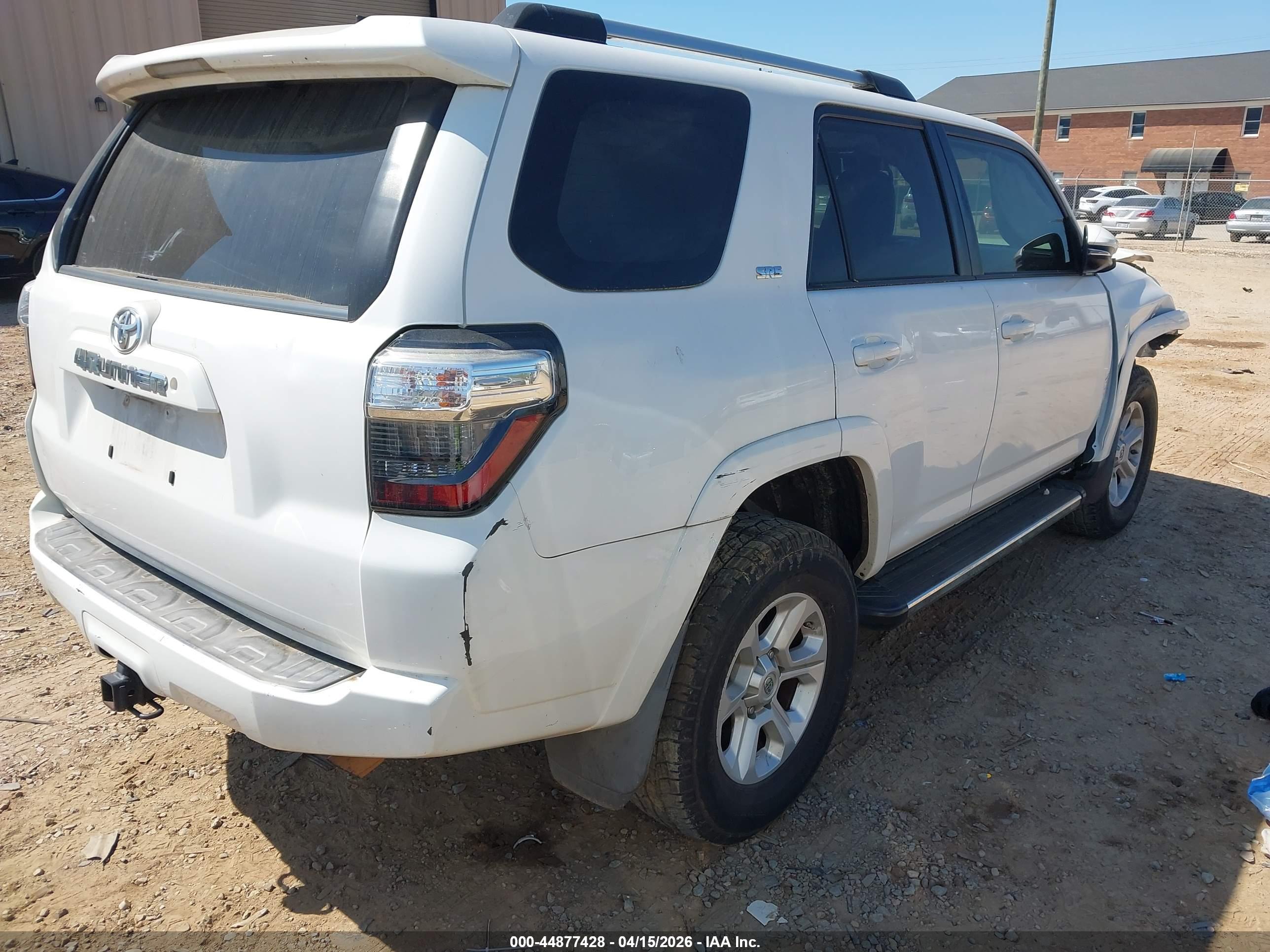 TOYOTA 4RUNNER image 4