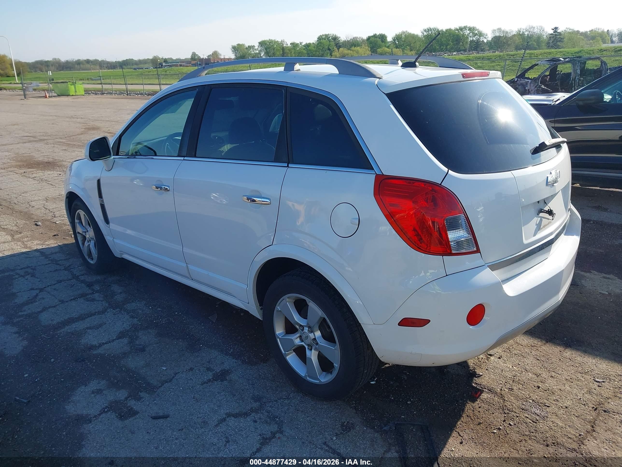 CHEVROLET CAPTIVA image 3