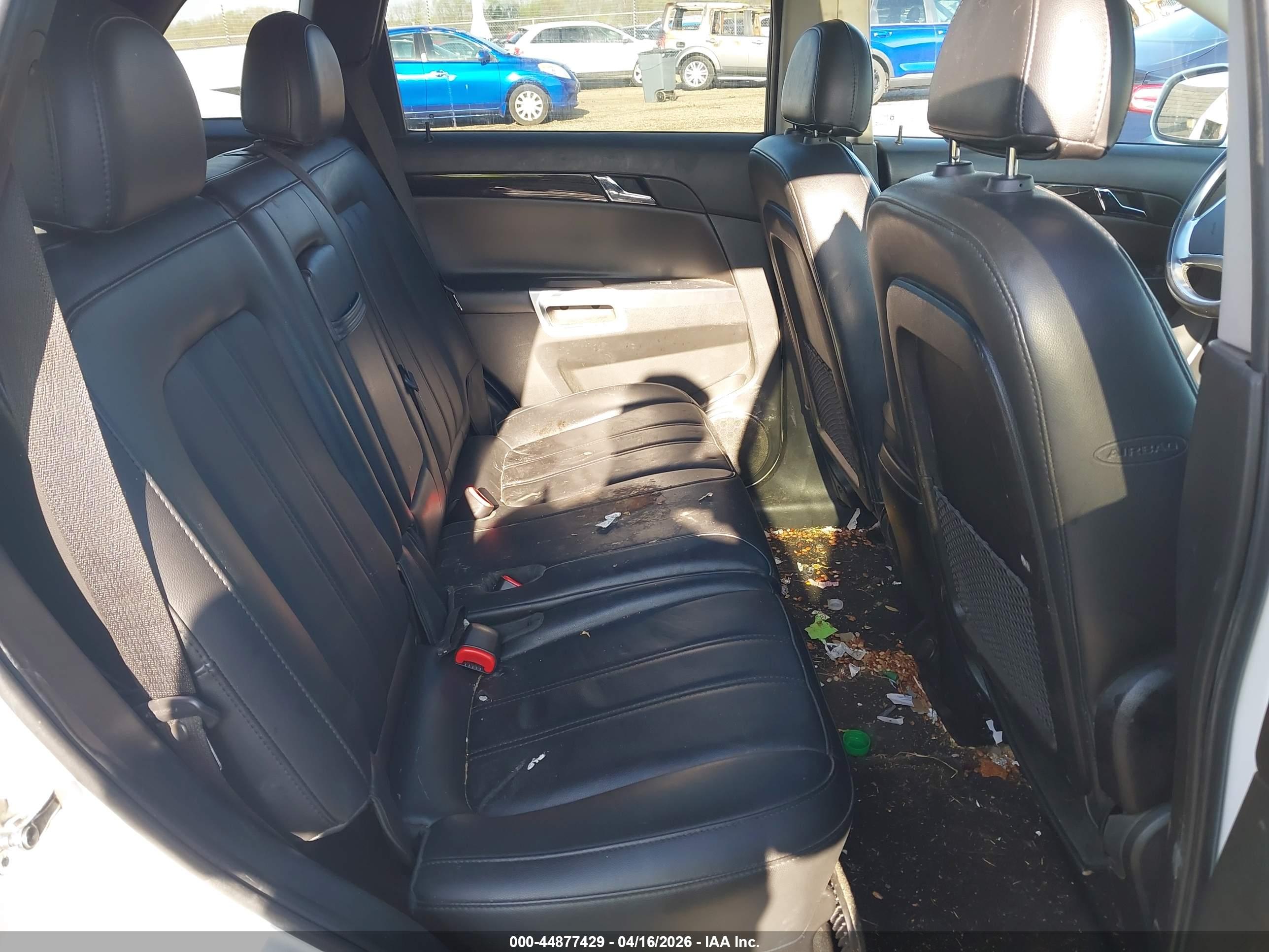 CHEVROLET CAPTIVA image 8