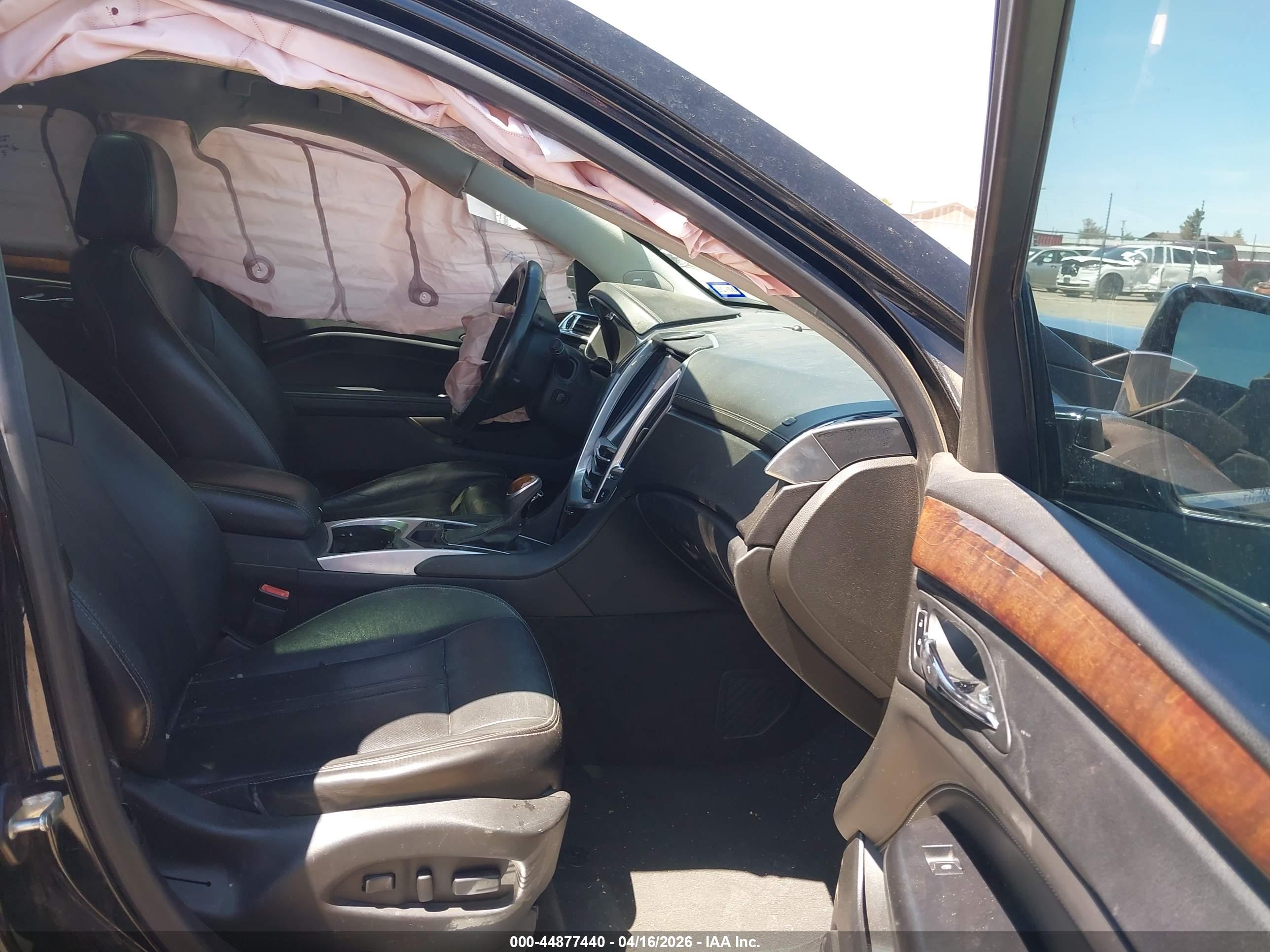 CADILLAC SRX image 5