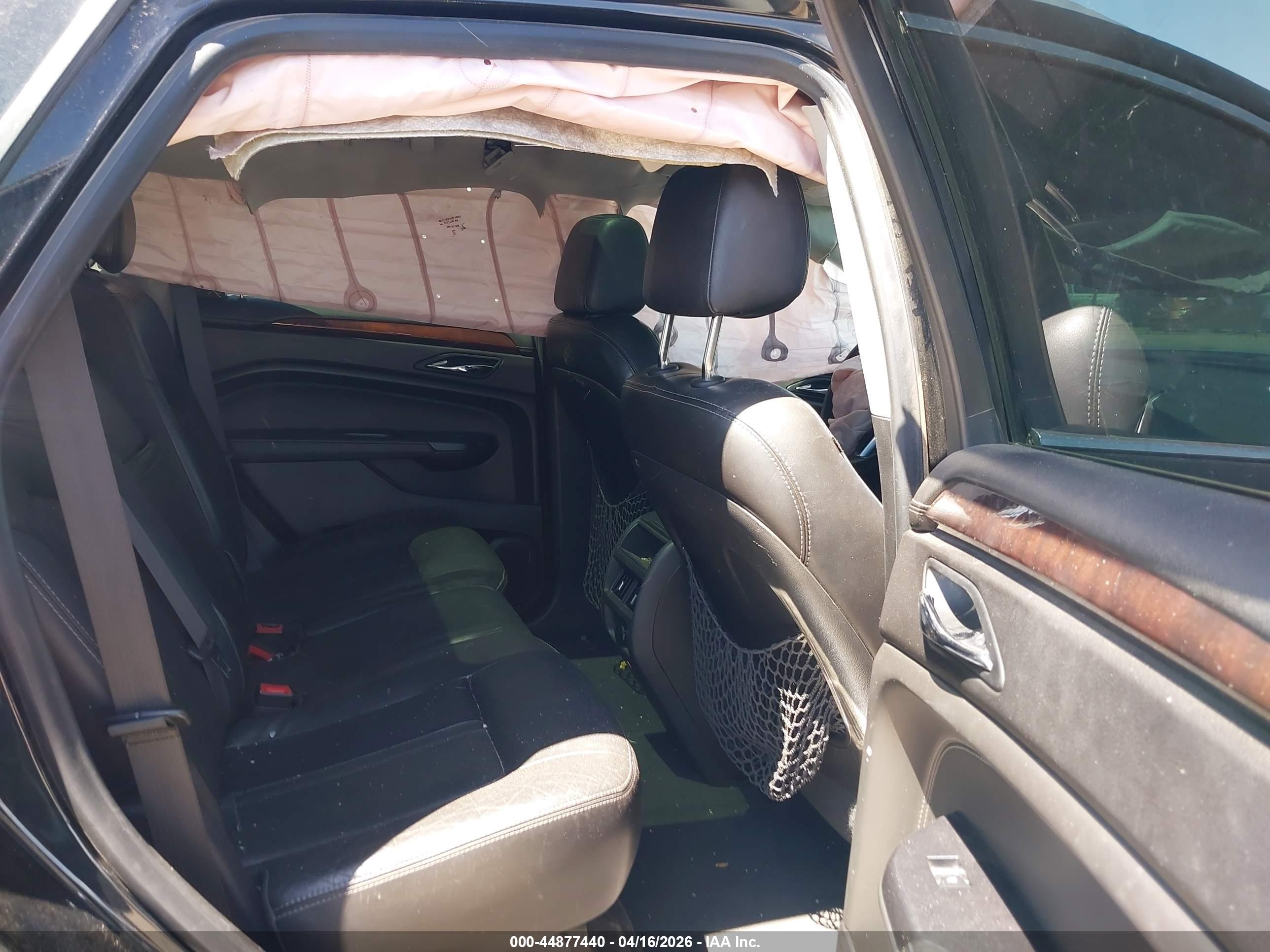 CADILLAC SRX image 8