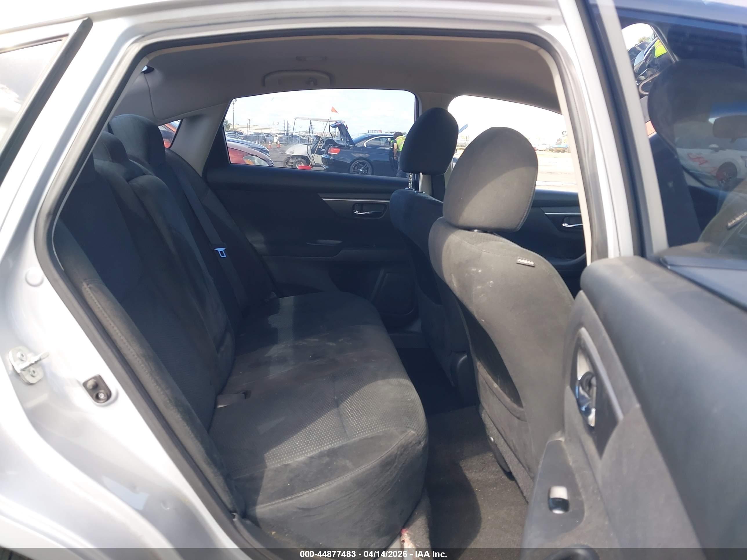 NISSAN ALTIMA image 8