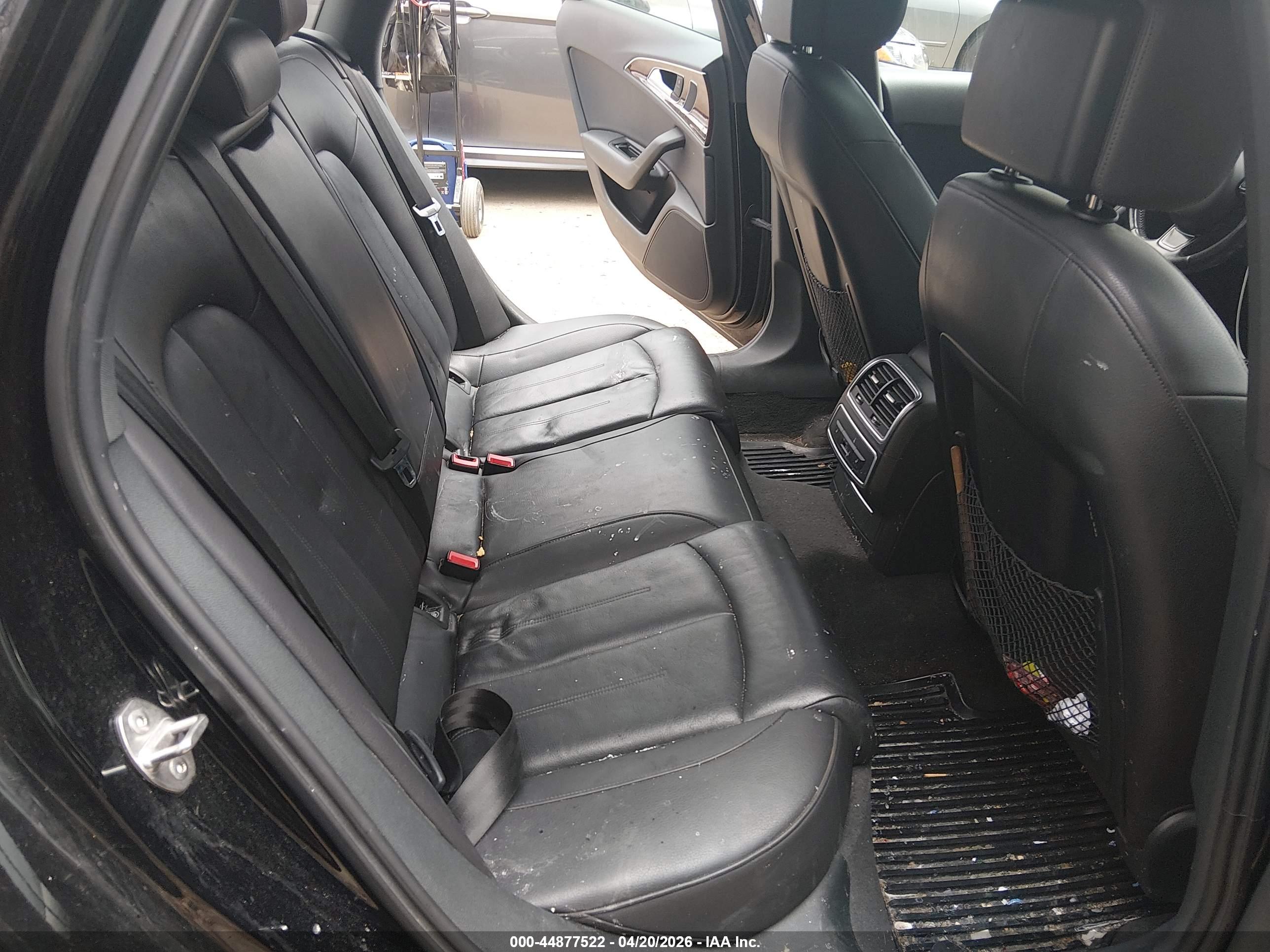 AUDI A6 image 8