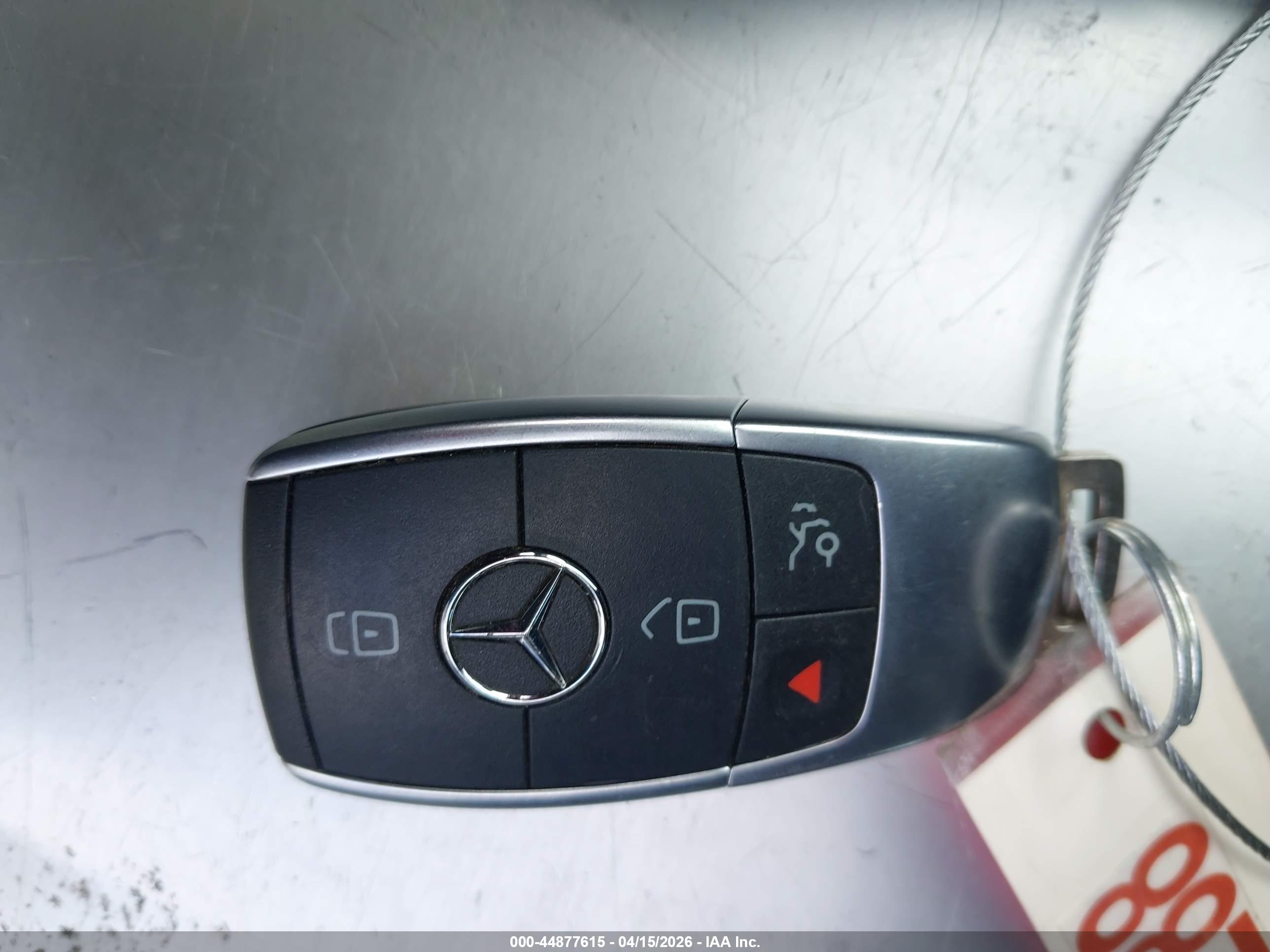 MERCEDES-BENZ C image 11