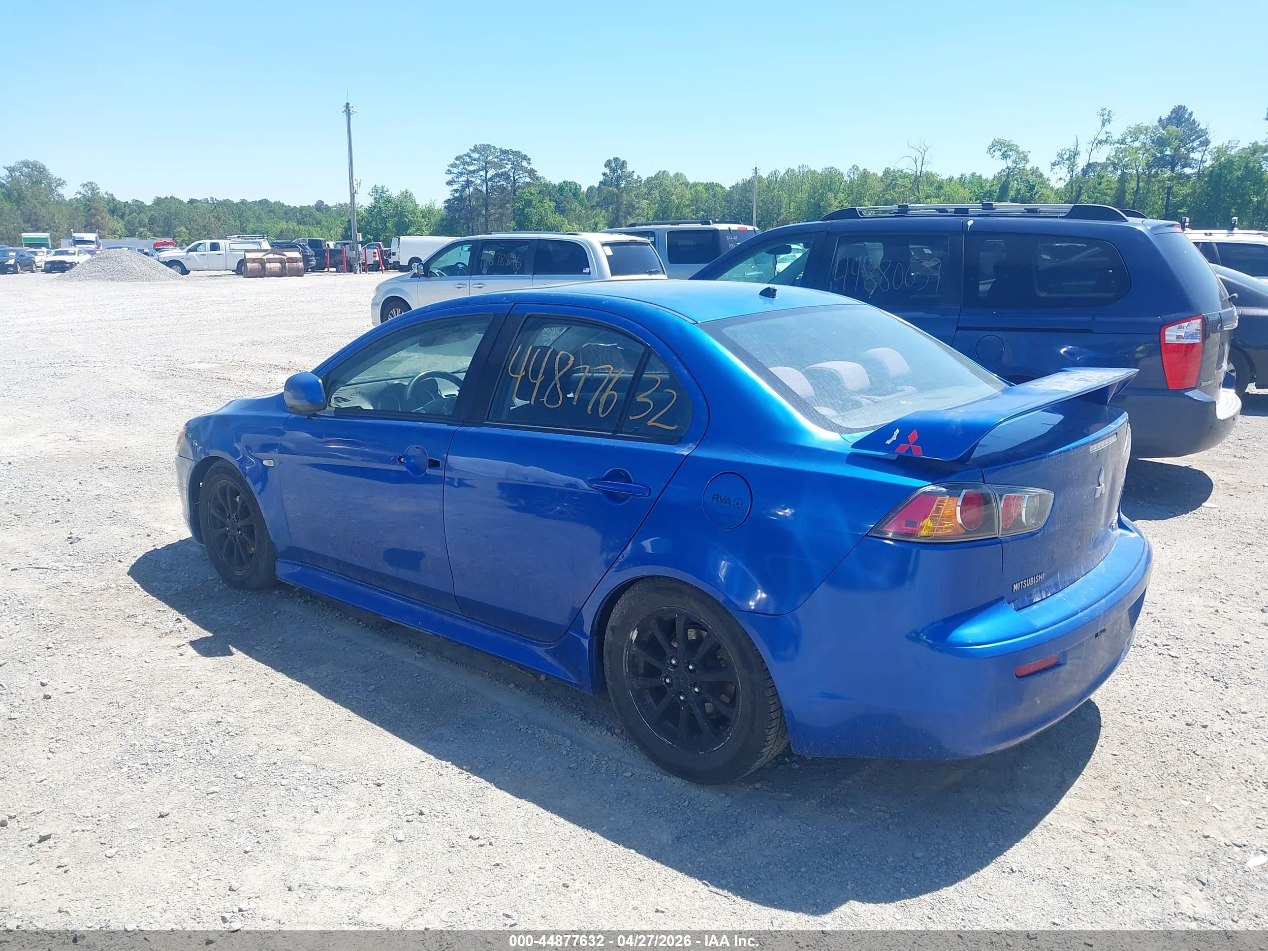 MITSUBISHI LANCER image 3